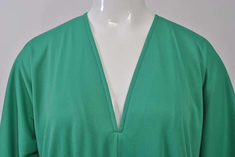 Halston IV Green Caftan In Excellent Condition In Alford, MA