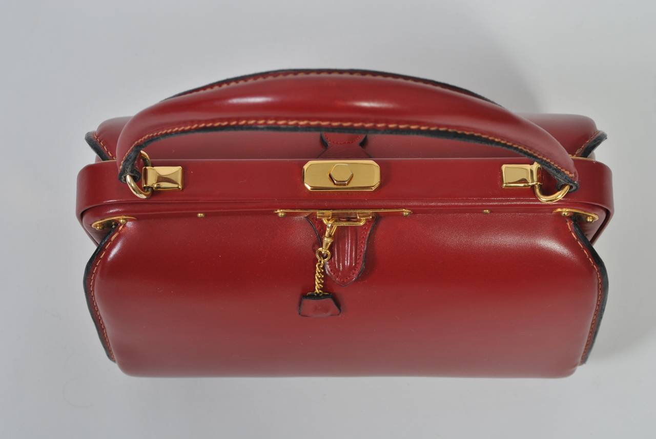 Lederer 1960s Red Leather Handbag In Excellent Condition In Alford, MA