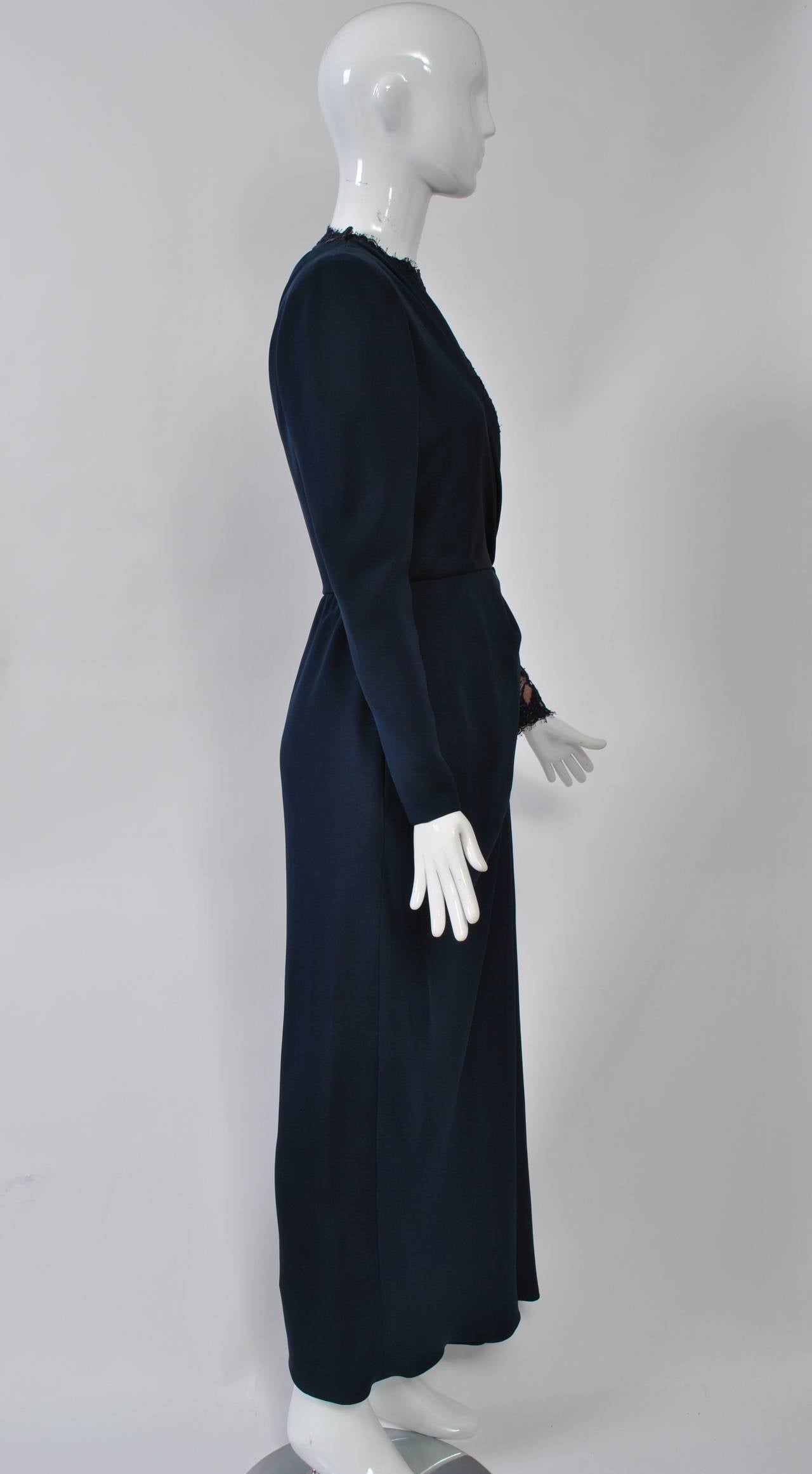 Carolina Herrera Navy Silk/Lace Gown In Excellent Condition In Alford, MA
