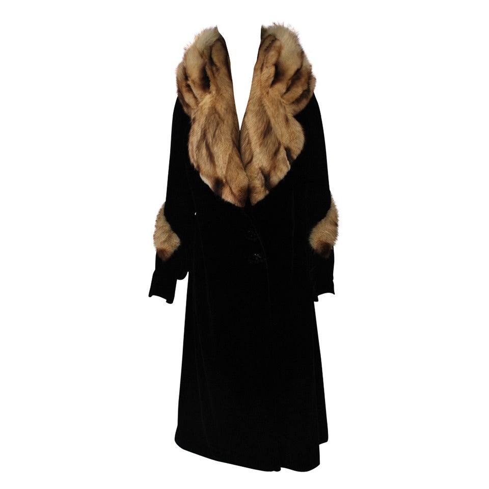 1930s Fur-Trimmed Velvet Coat