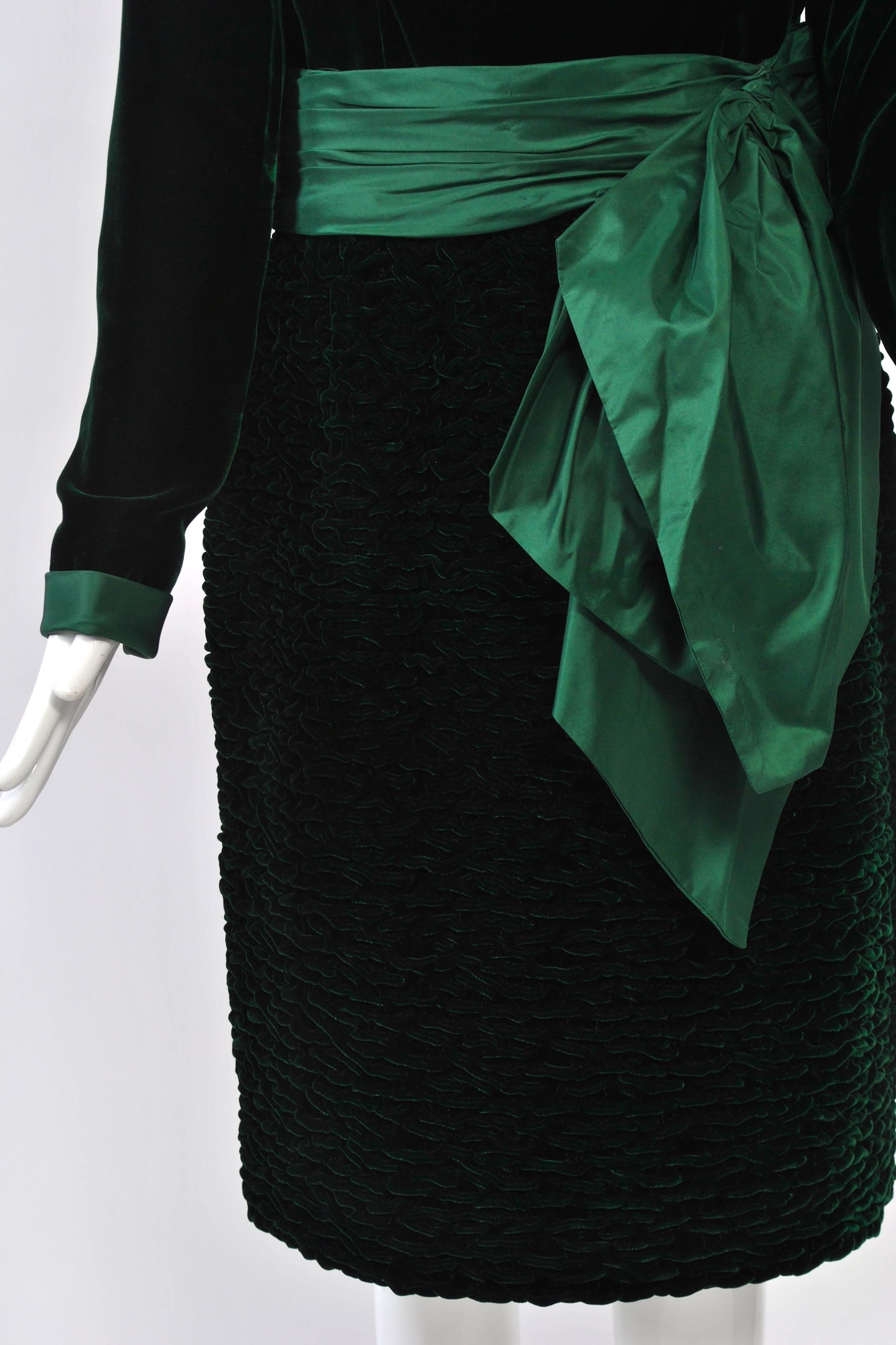 Oscar de la Renta Green Velvet Dress 1