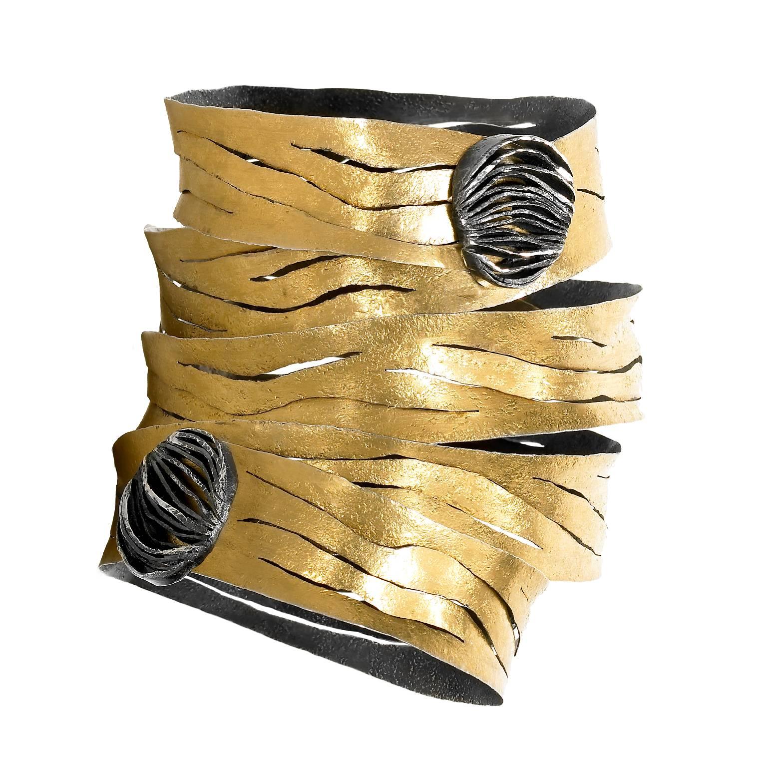 Reiko Ishiyama One of a Kind Gold Oxidized Silver Double Clasp Spiral Bracelet For Sale