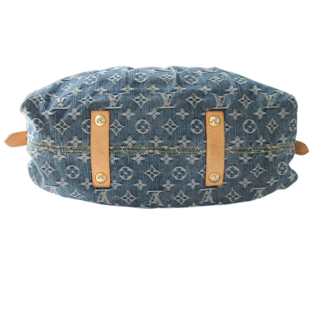 Louis Vuitton Denim Neo Cabby MM Borsa in polvere In condizioni buone a Boca Raton, FL