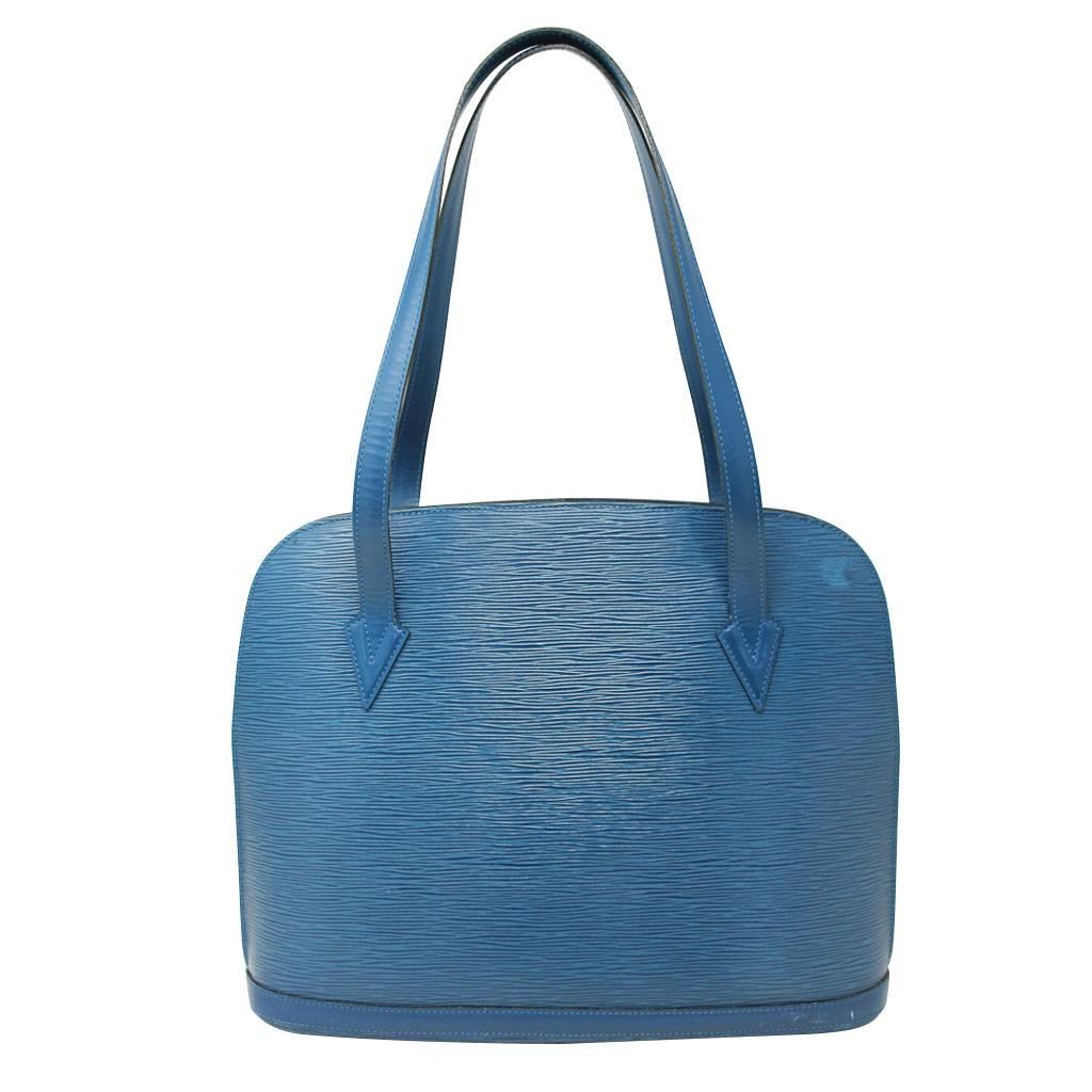 Brand: Louis Vuitton
Handles: Blue Leather Shoulder Straps
Drop: 10.5