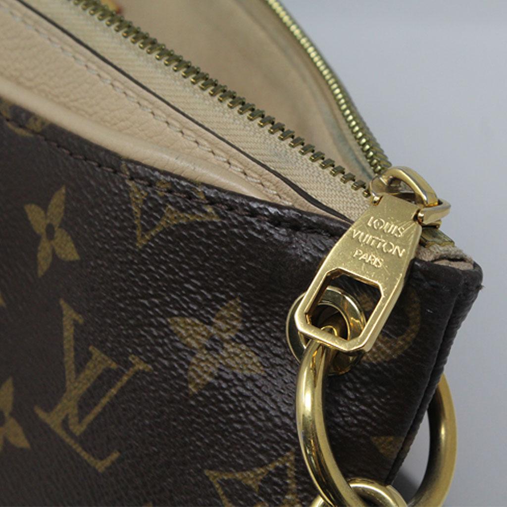 Women's Authentic Louis Vuitton Pallas Monogram Beige Handbag Purse For Sale