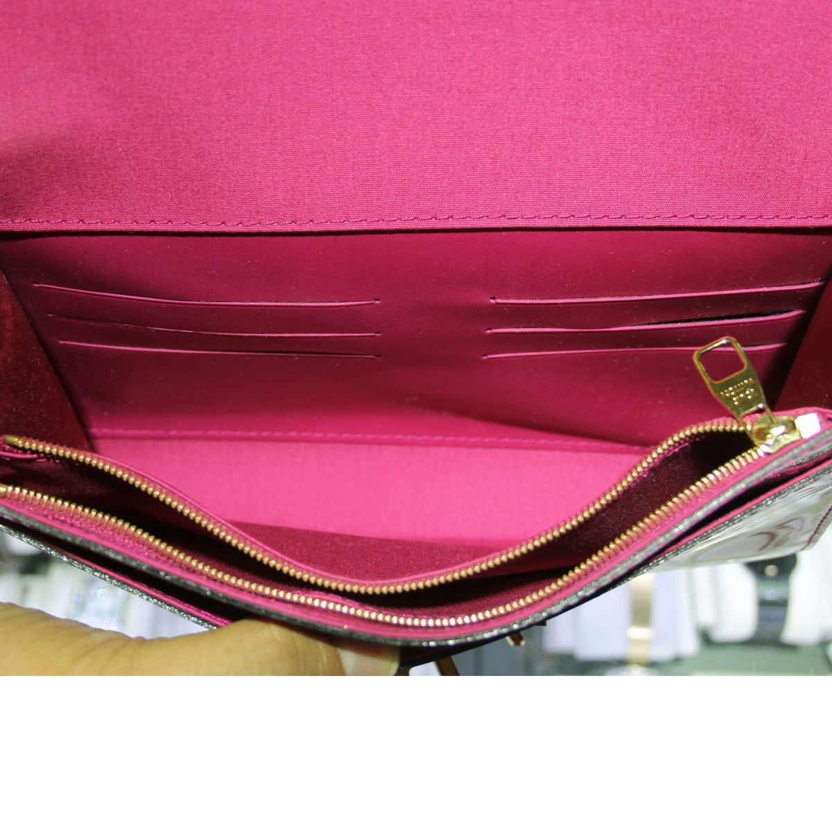 Louis Vuitton Louise Indian Rose Patent Leather Clutch 3