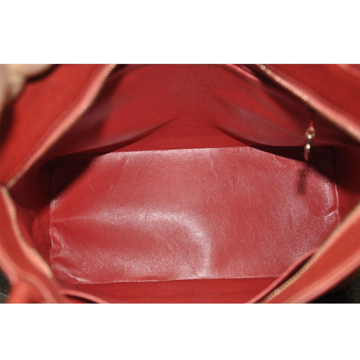 Chanel Red Medallion Caviar Tote Shoulder Handbag In Good Condition In Boca Raton, FL