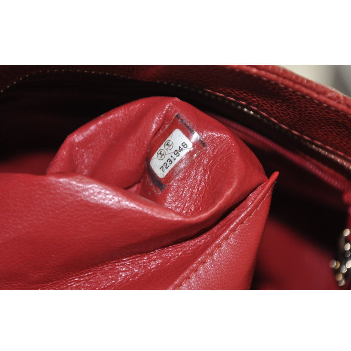 Women's Chanel Red Medallion Caviar Tote Shoulder Handbag