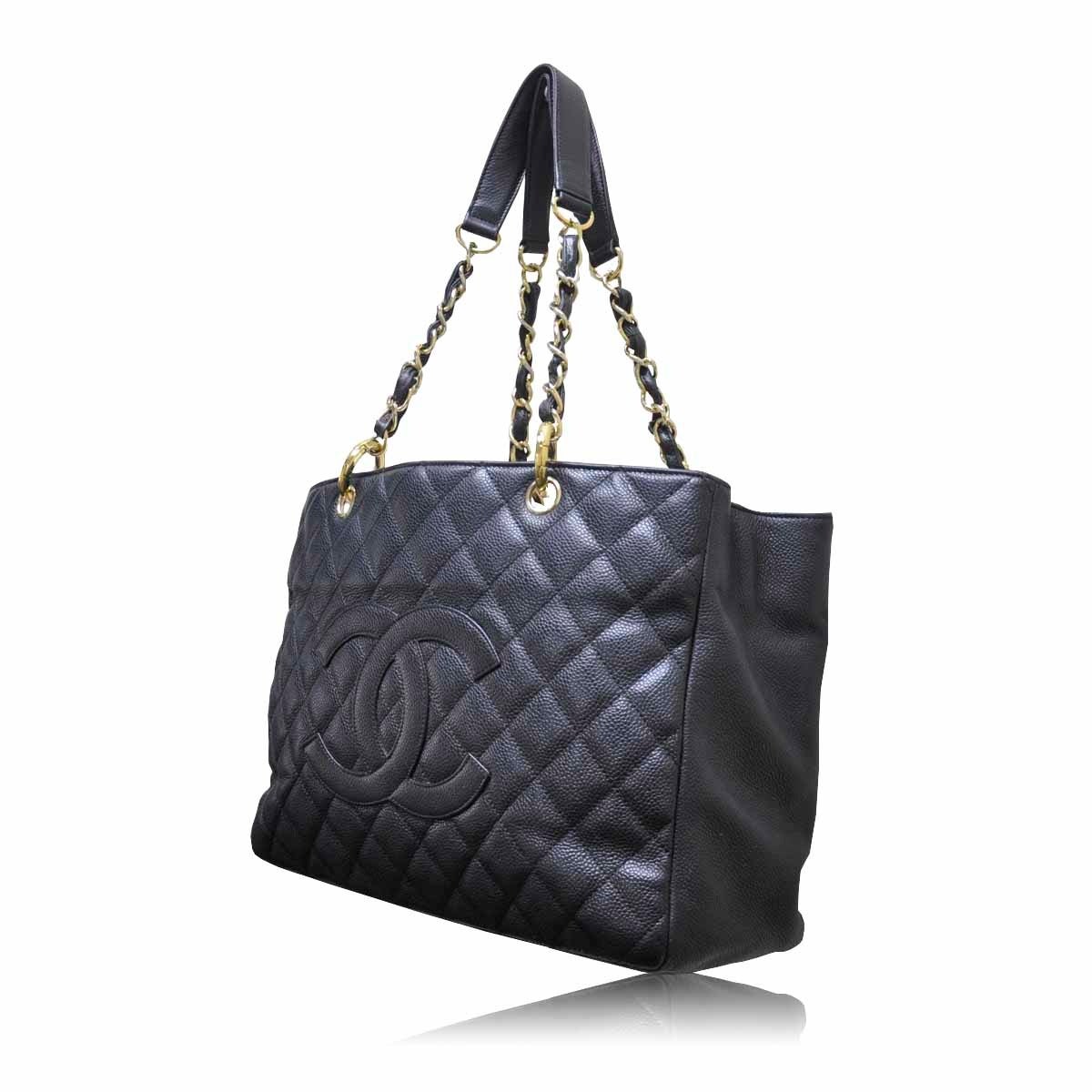 Company - CHANEL
Model - Tote / Shopper
Material - Black Leather
Hardware - Gold Toned
Measurements - 13″ x 10″ x 5.25″
Condition - Outside – Bag has some fold marks, one small white mark on the back side.  Overall 8/10 condition.
Inside –