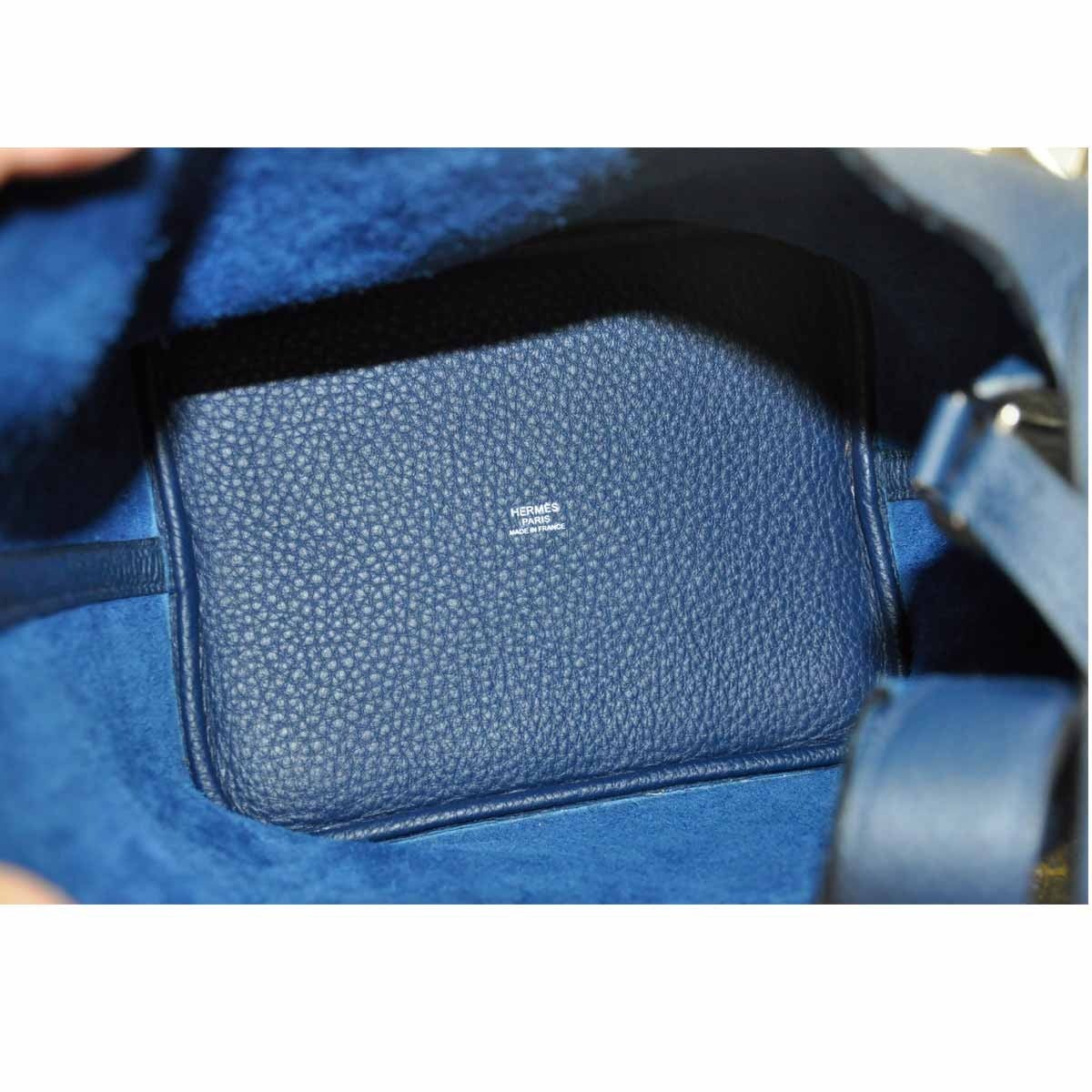 Hermes Picotin MM Bleu de Malte Leather Handbag For Sale 3