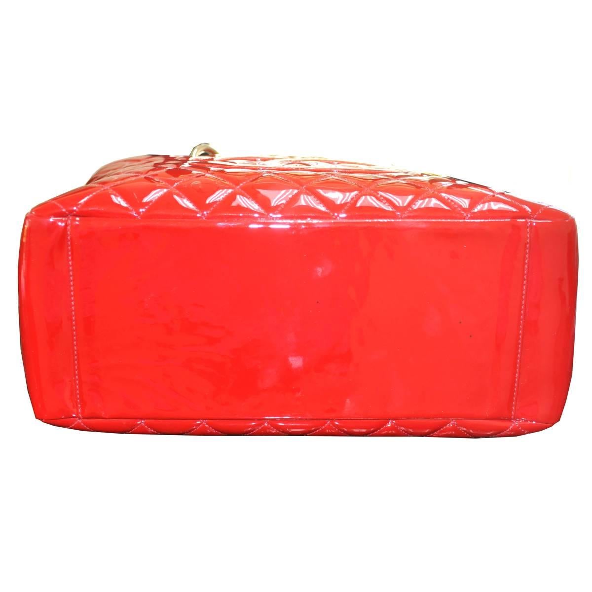 Chanel Red Patent Leather Grand Shopper Tote GST Handbag In Excellent Condition In Boca Raton, FL