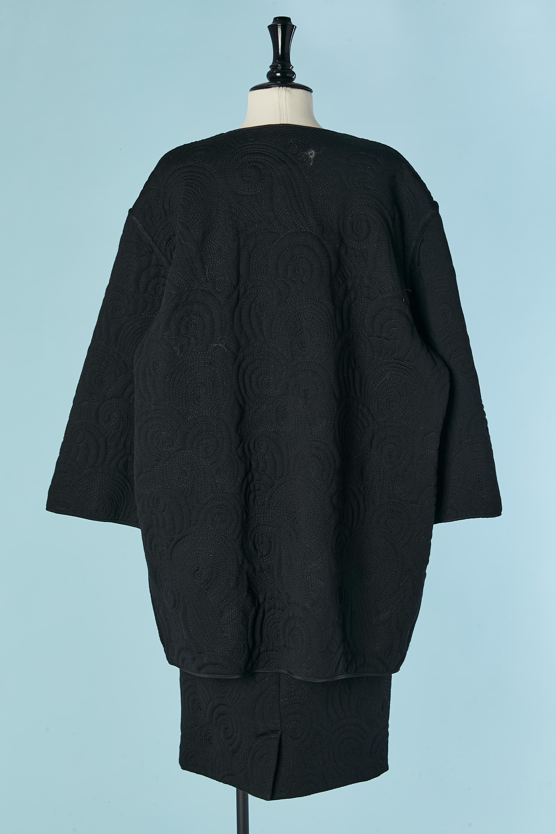 Conjunto de abrigo y falda de lana negra pespunteada GIANFRANCO FERRE en venta 3