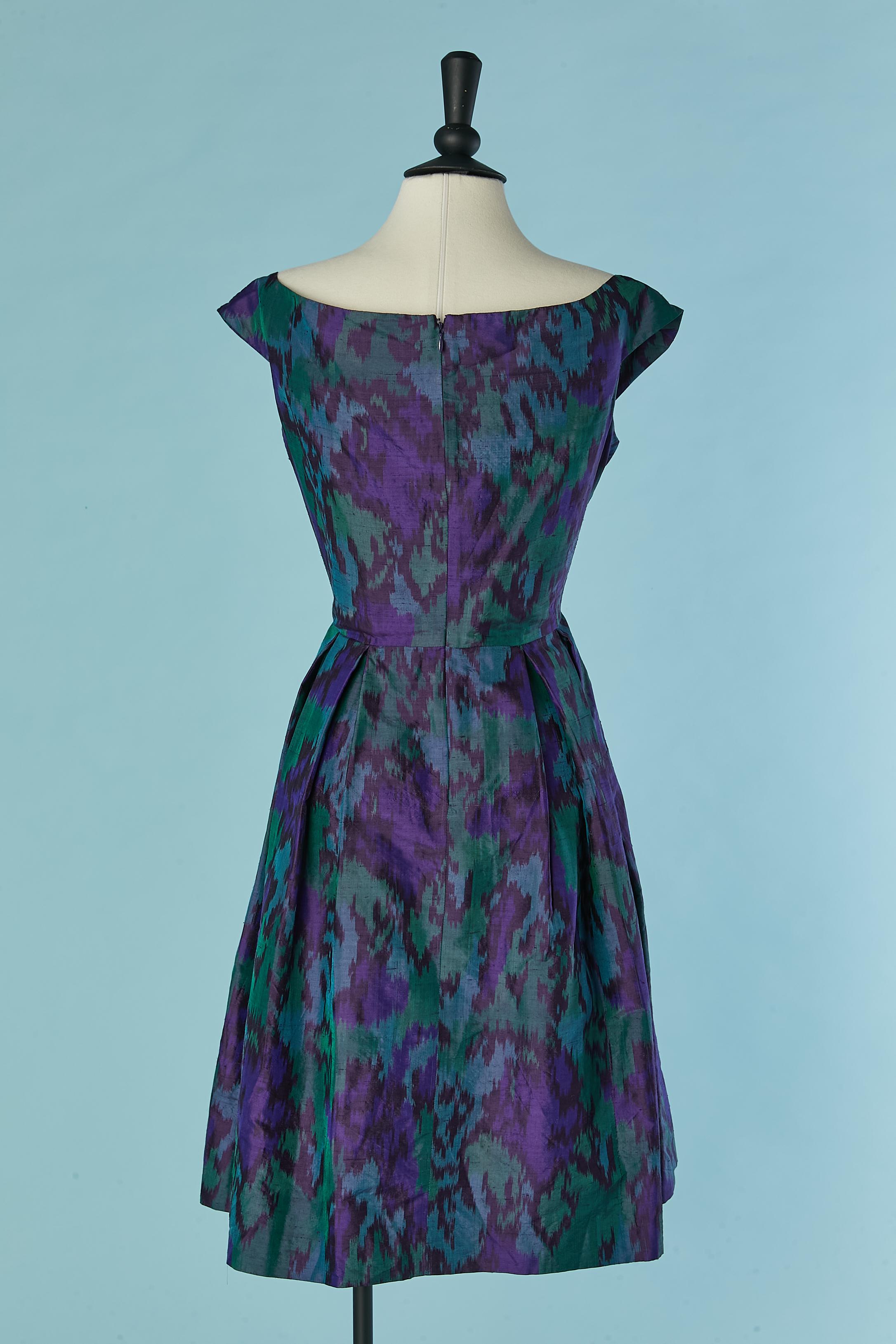 Robe de cocktail en soie imprimée 