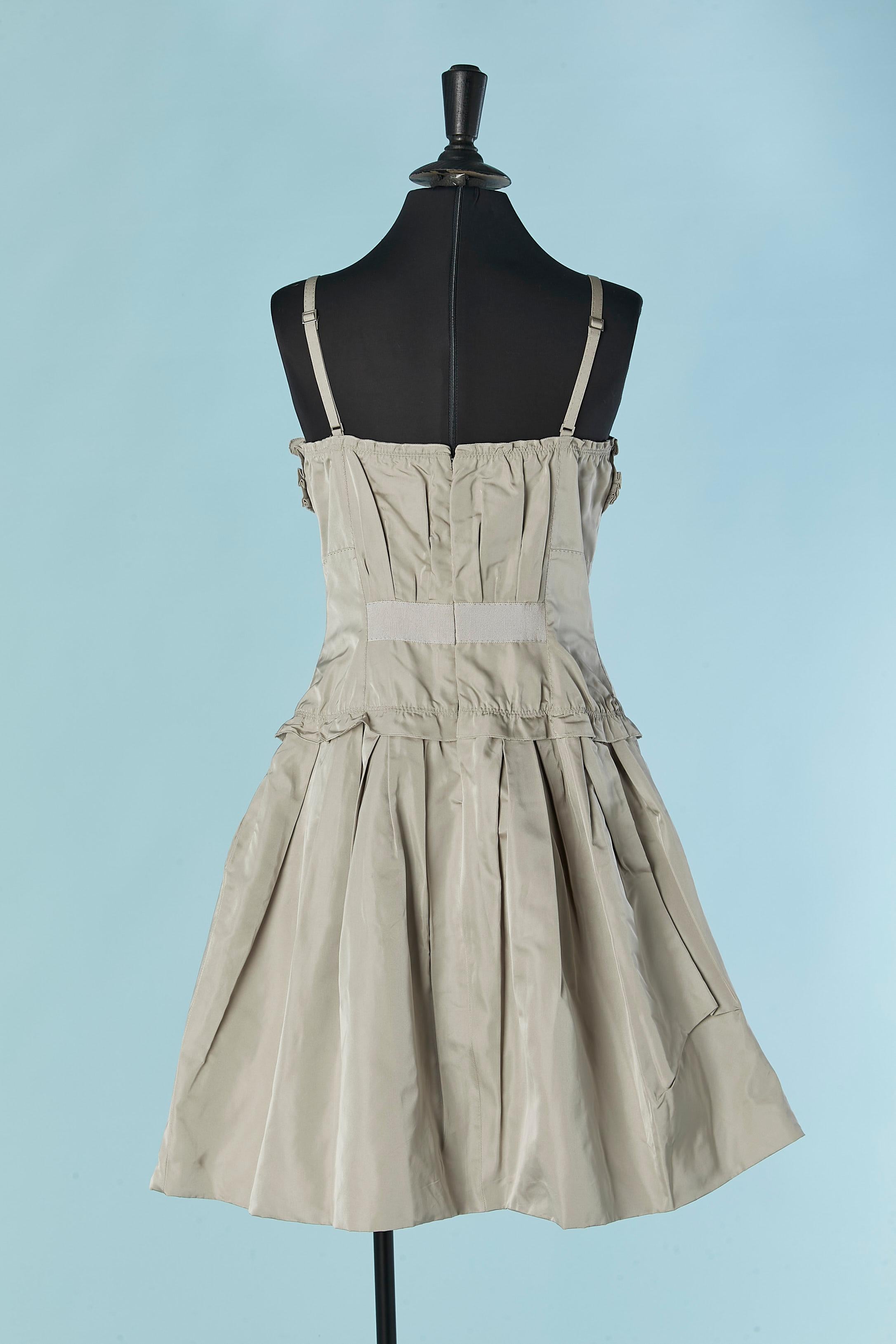 Robe de cocktail en soie grise drapée LOUIS VUITTON Pour femmes en vente