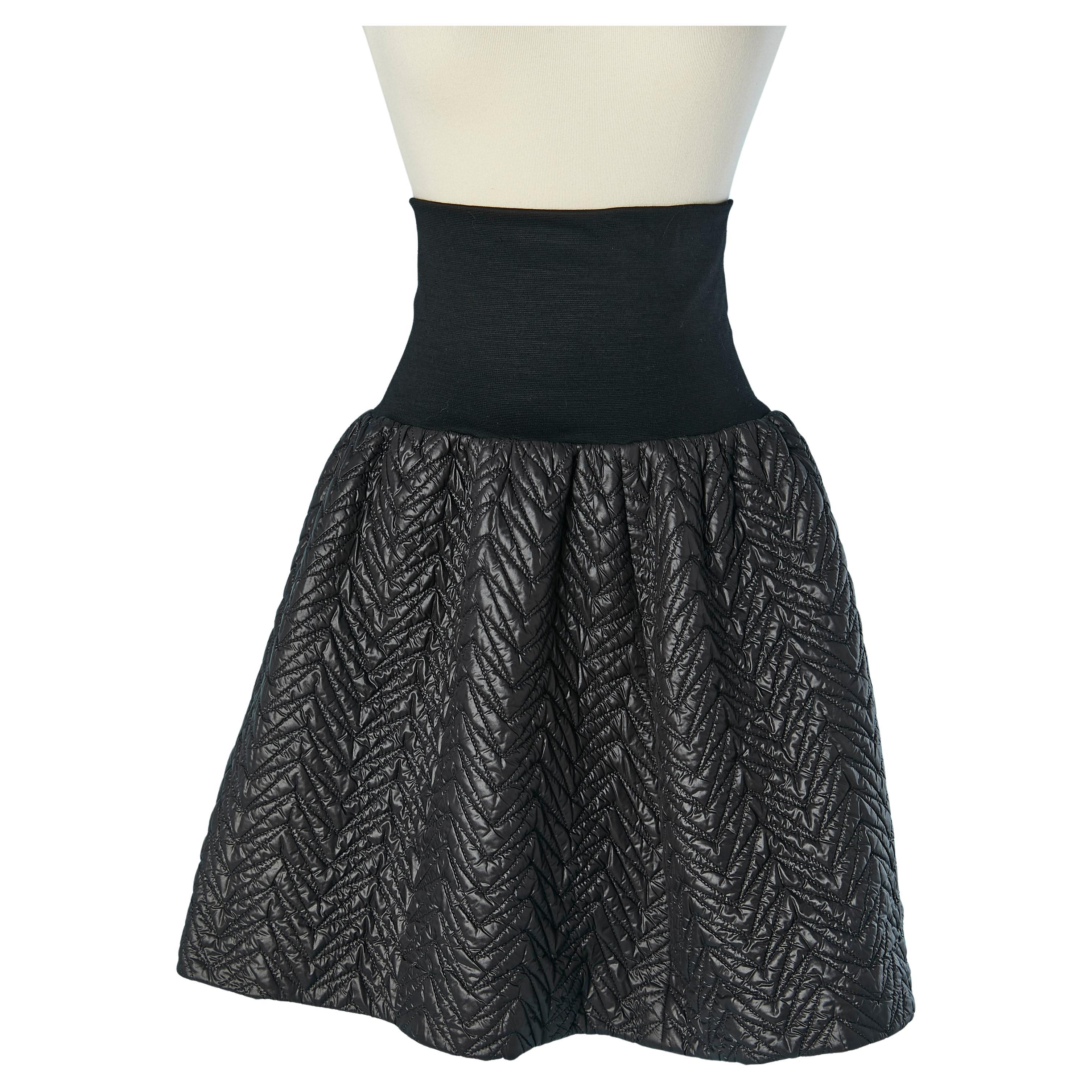 Schwarzer gepolsterter und abgesteppter Rock mit Jersey-Taille TSUMORI CHISATO im Angebot