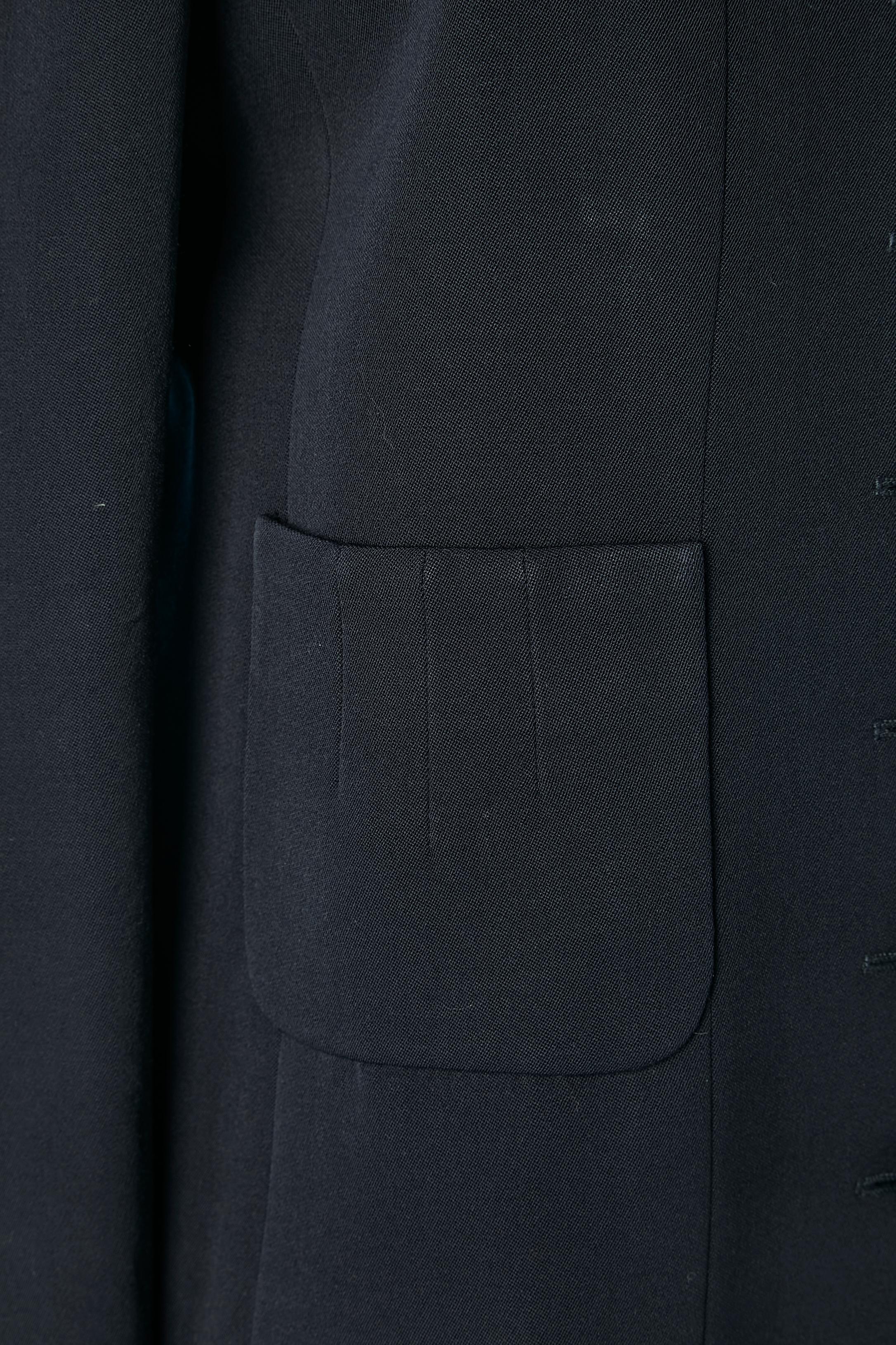 Donna Giacca monopetto in lana navy con bottone a forma di quadrifoglio Chanel Boutique in vendita