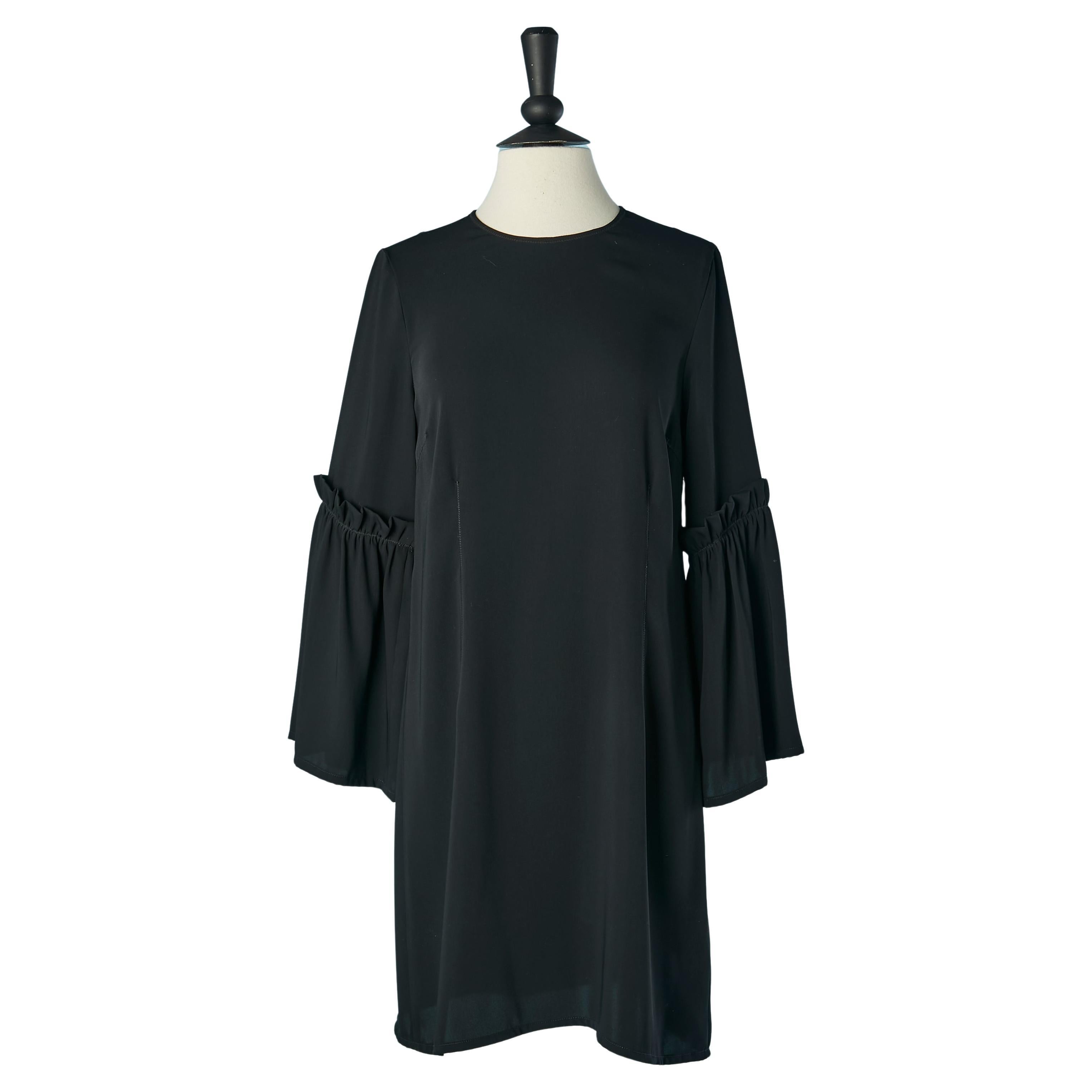 Schwarzes Kleid mit Rüschenärmel MM6 Maison MARGIELA