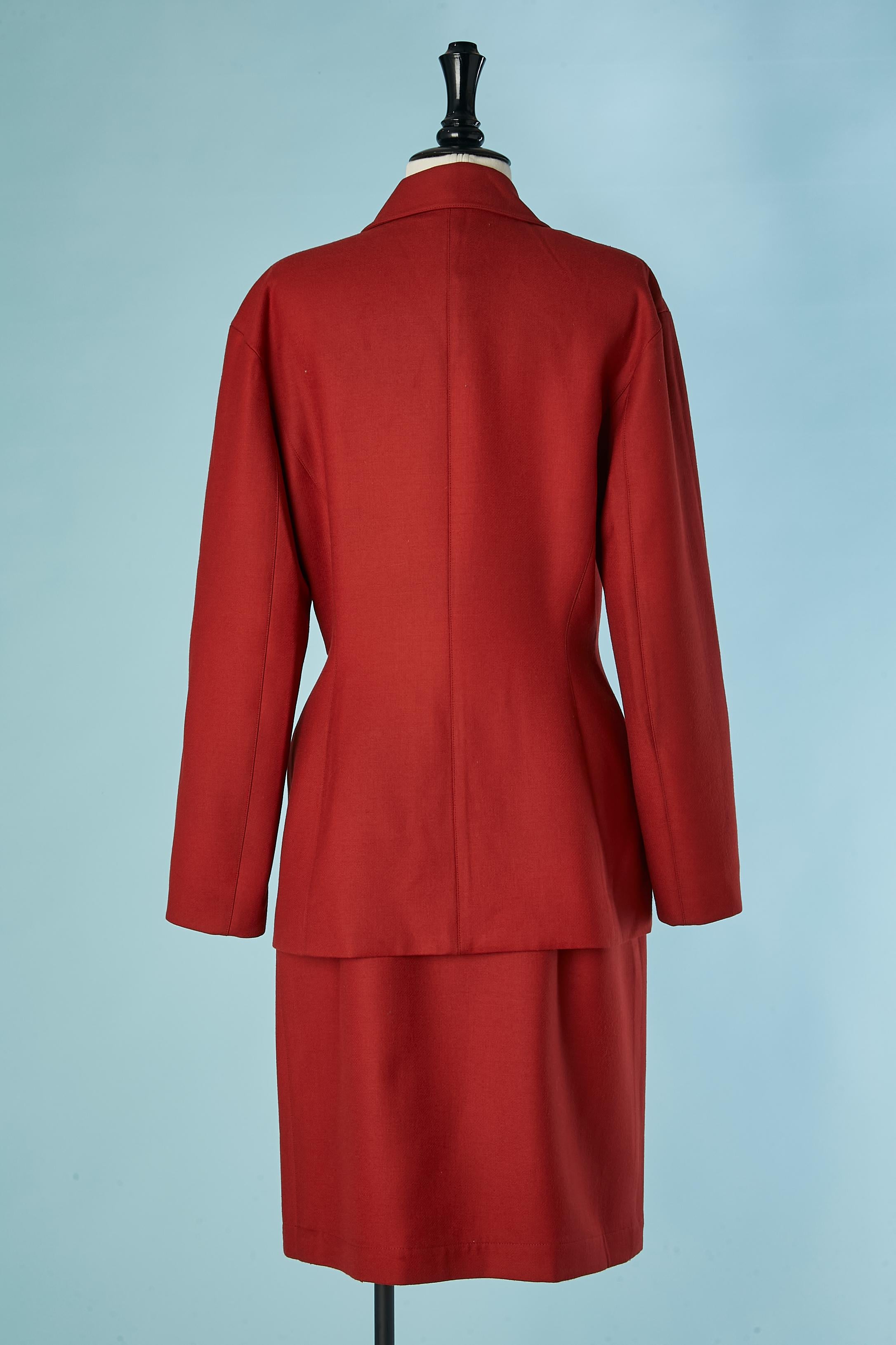 Donna Tailleur con gonna in lana rossa e giacca a doppio petto Thierry Mugler in vendita