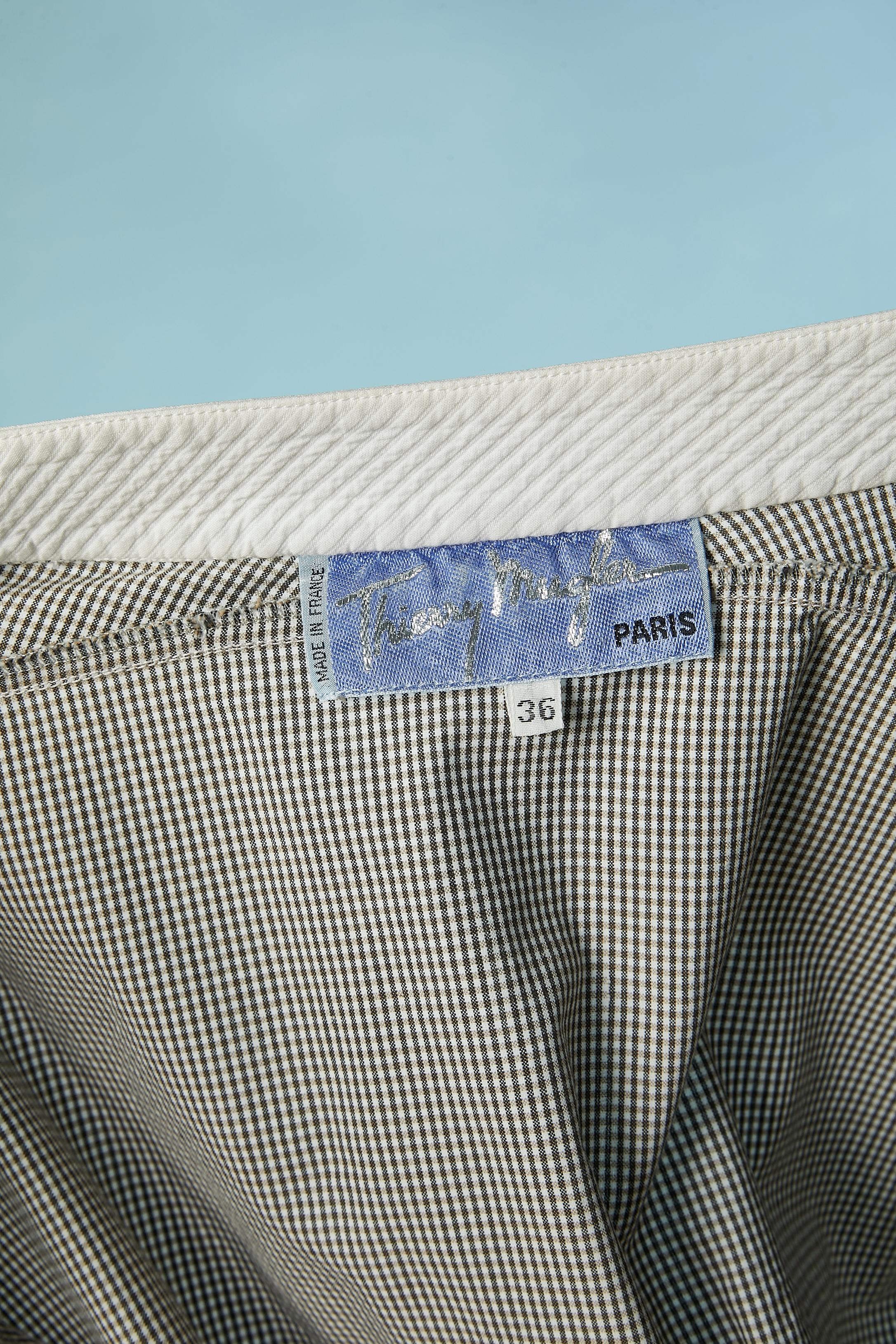 Camicia Vichy bianca e grigia con collo bianco Thierry Mugler in vendita 2