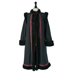 Manteau noir "russe" avec col en fausse fourrure  Yves SAINT LAURENT Rive Gauche