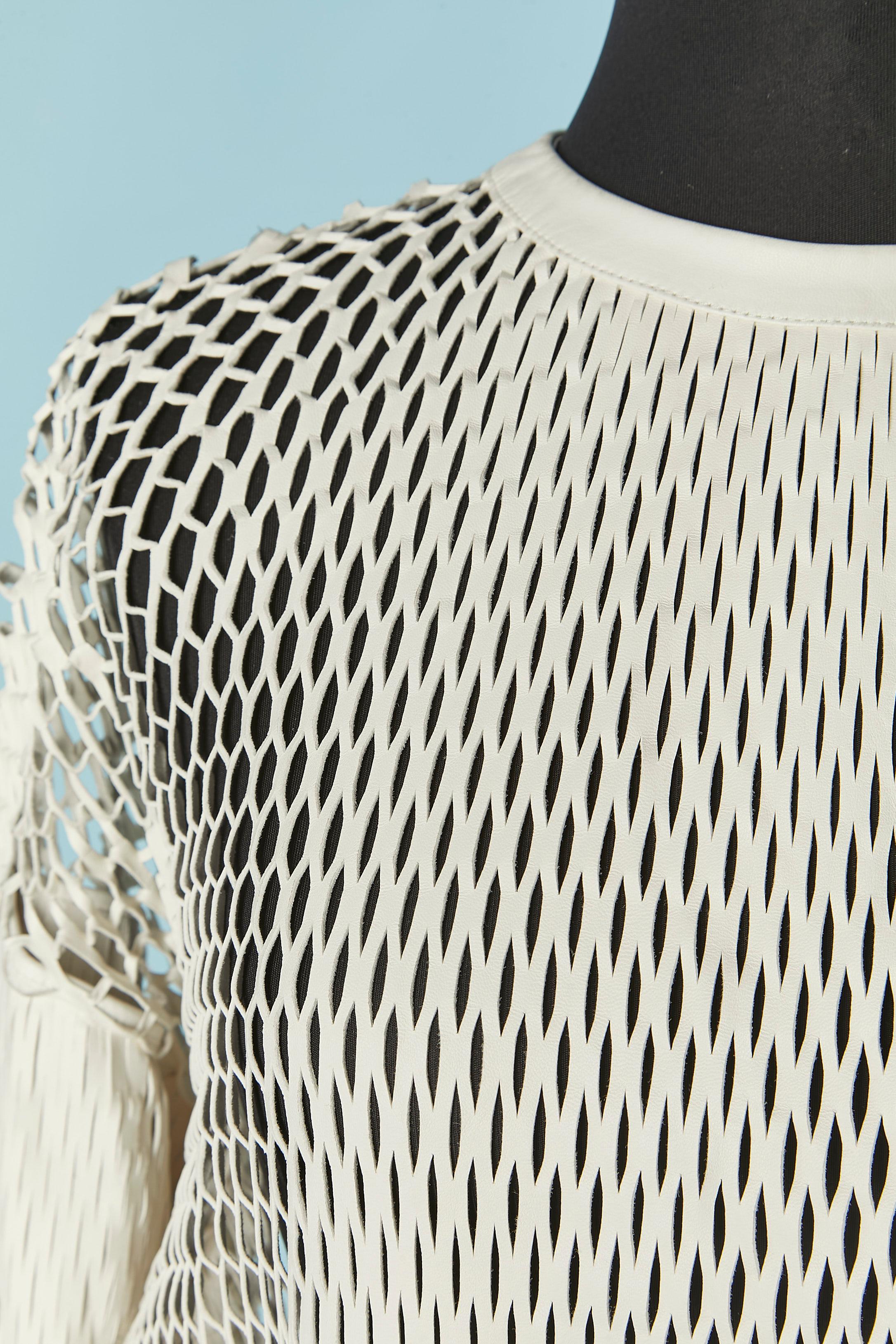 Top de cuero blanco con malla cortada a láser TOM FORD en Excelente estado para la venta en Saint-Ouen-Sur-Seine, FR