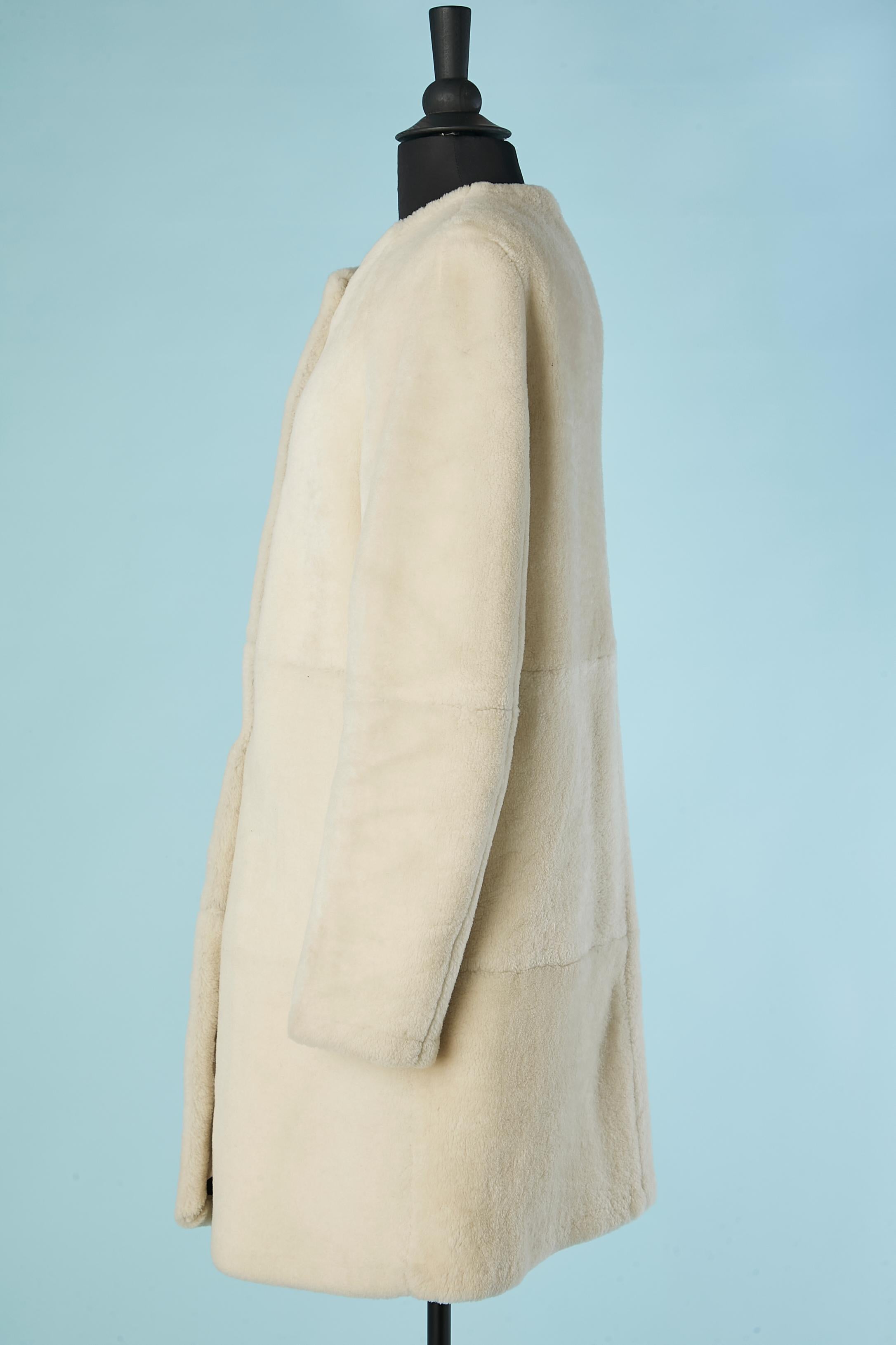 Cappotto in shearling bianco sporco GUCCI in vendita 1