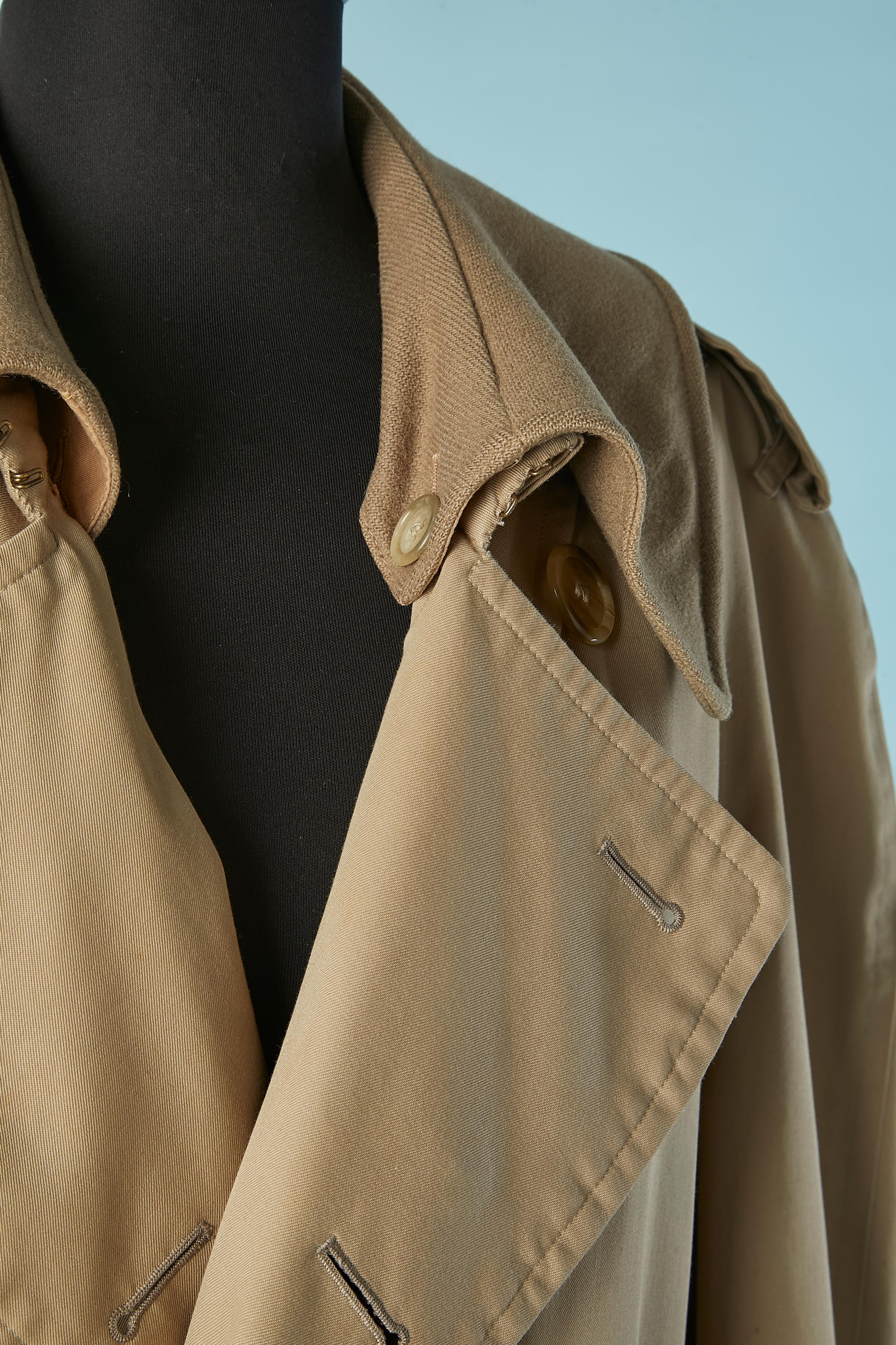 Trench-coat en coton beige à double boutonnage, doublé de laine BURBERRYS en vente 2