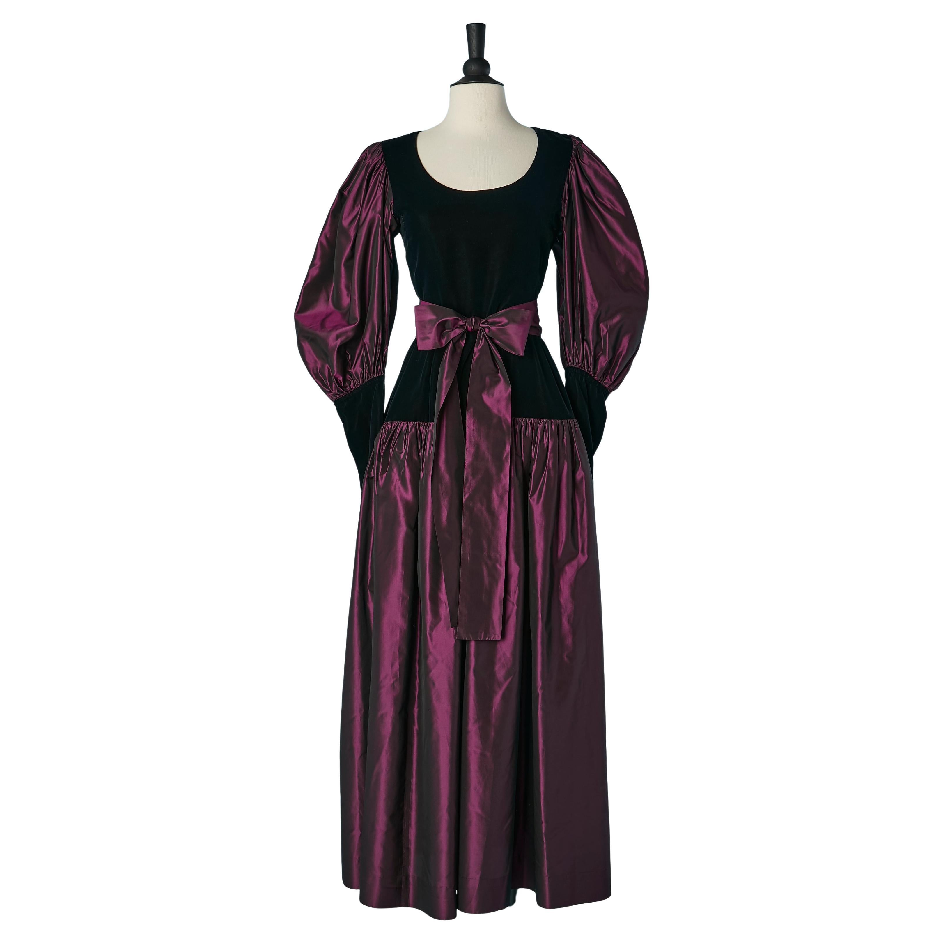 Robe du soir en velours noir et taffetas de soie violet SAINT LAURENT Rive Gauche en vente