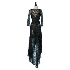 Vestido de noche asimétrico de encaje negro de ALEXANDRE VAUTHIER COUTURE
