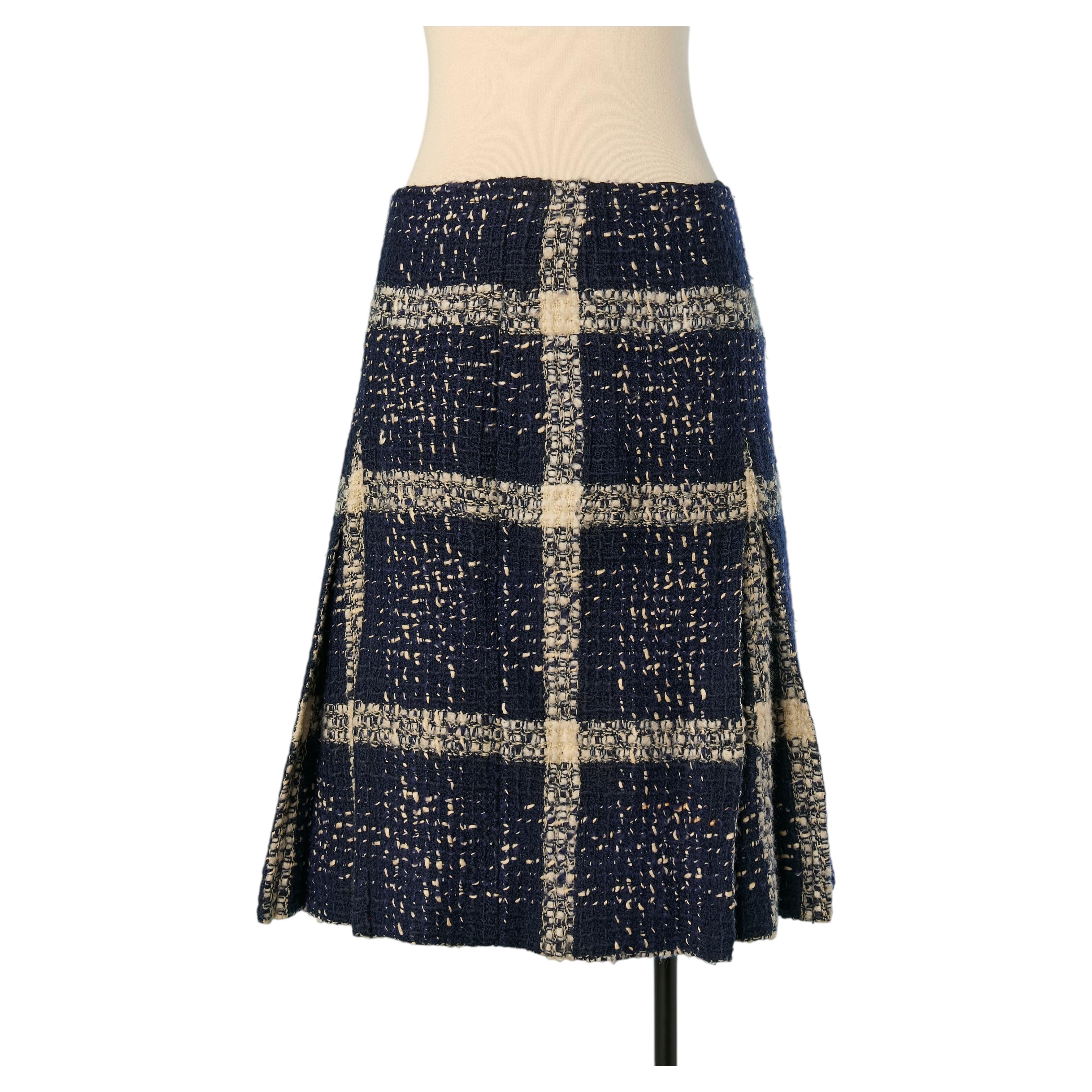 Black and off-white Tweed pleated skirt CHANEL