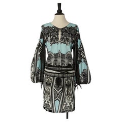 Vestido de cóctel de jersey estampado y mangas de gasa de seda negra de ROBERTO CAVALLI