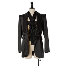 Conjunto de blazer de satén negro con corpiño drapeado de D&G, de DOLCE & GABBANA