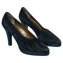 Black suede pump YVES SAINT LAURENT