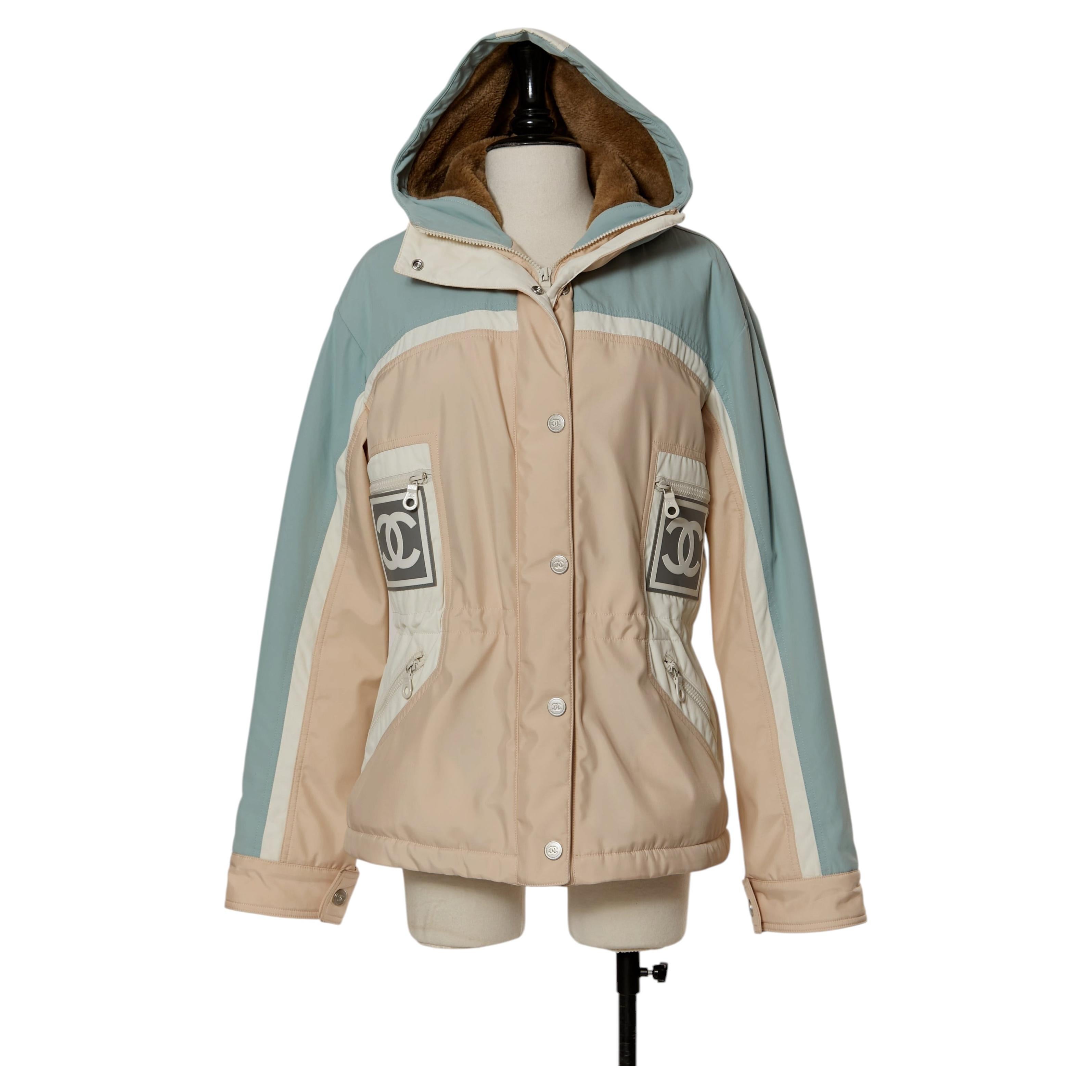 Parka da sci con cappuccio CHANEL in vendita