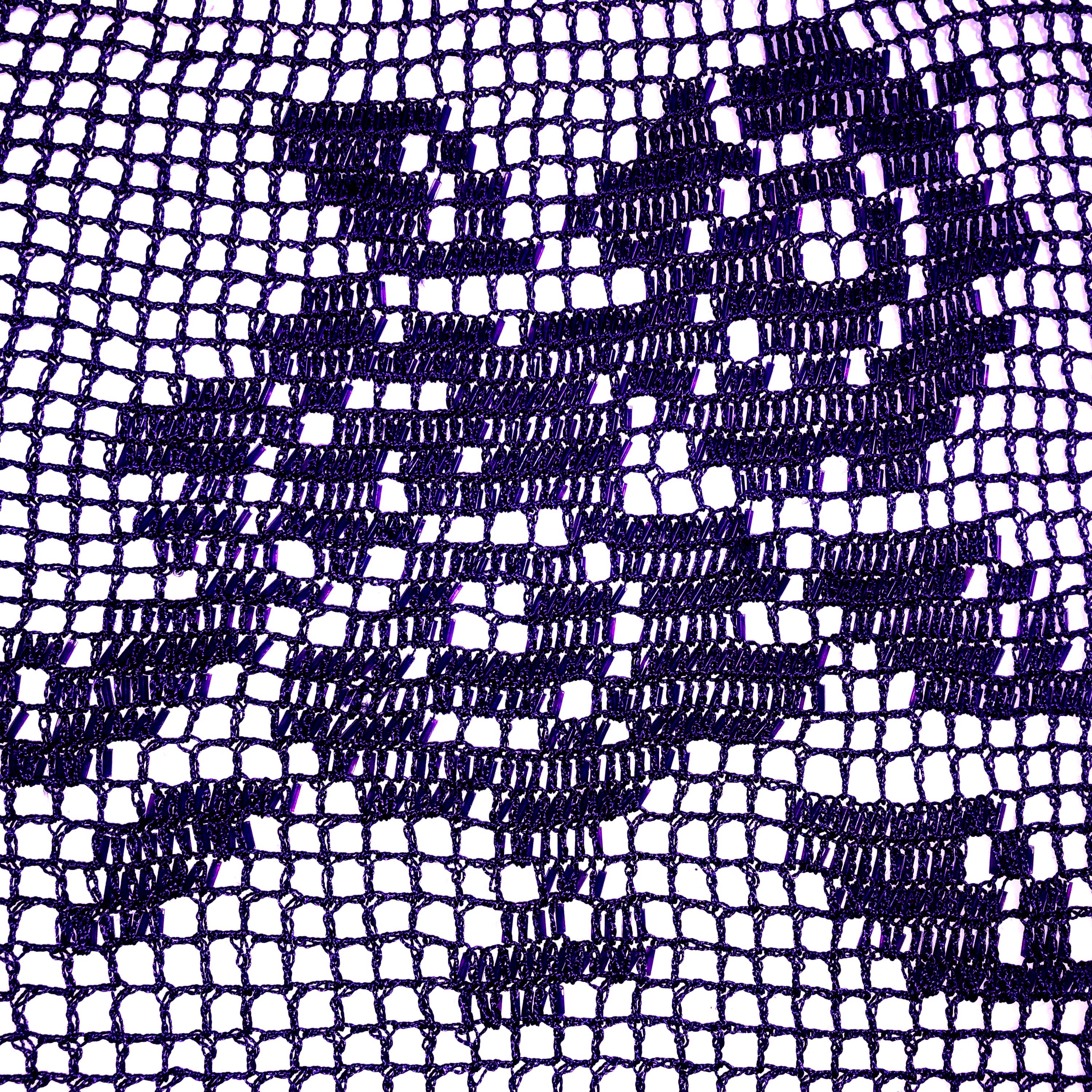 Vintage des années 1970 - Echarpe châle en crochet de soie mauve - ourlet perlé et détails floraux Bon état - En vente à KENT, GB