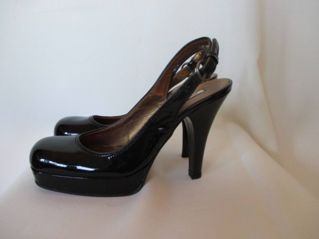 Black Miu Miu black patent leather heels  For Sale