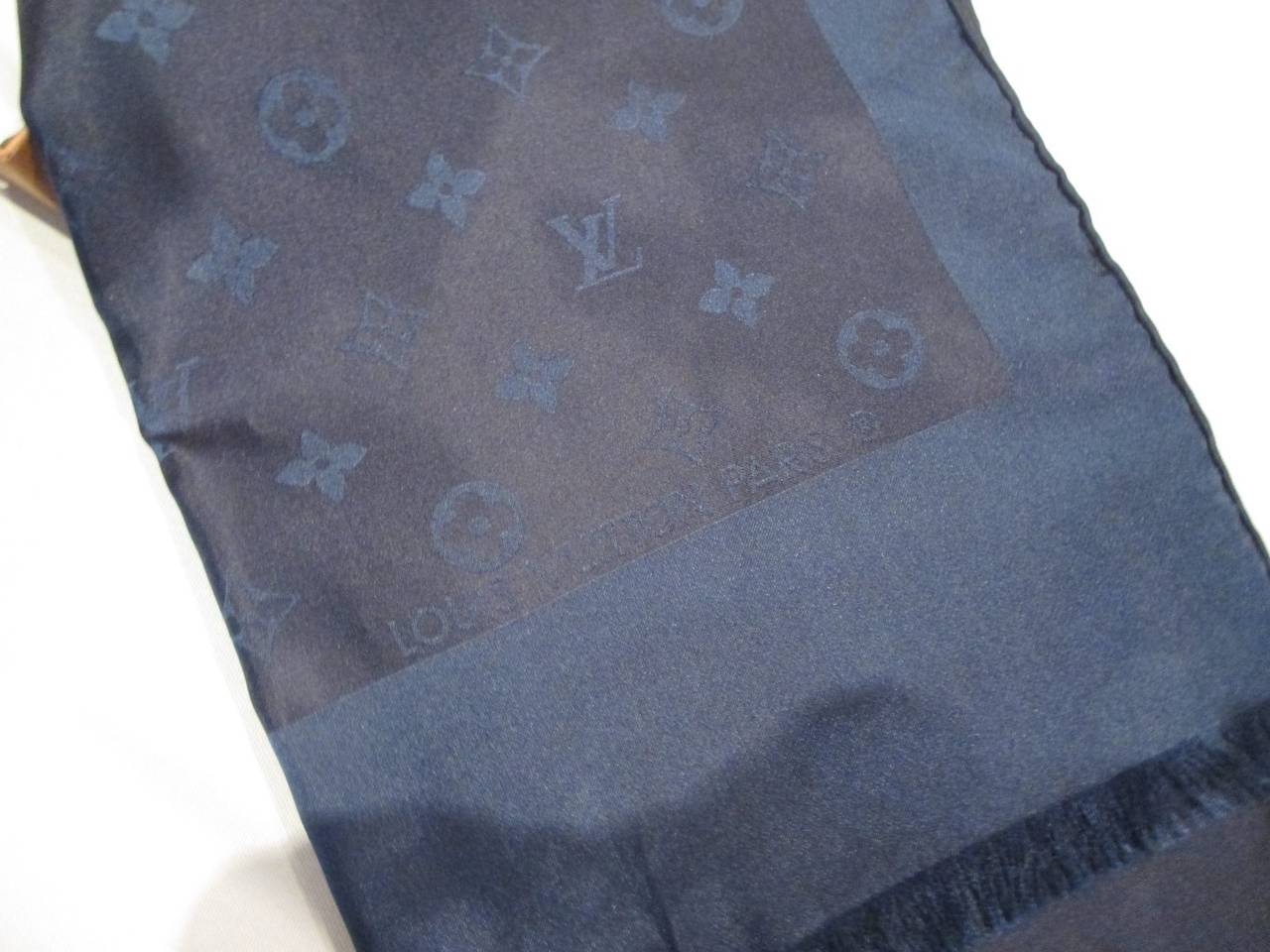 Louis Vuitton silk blue scarf with original box 1