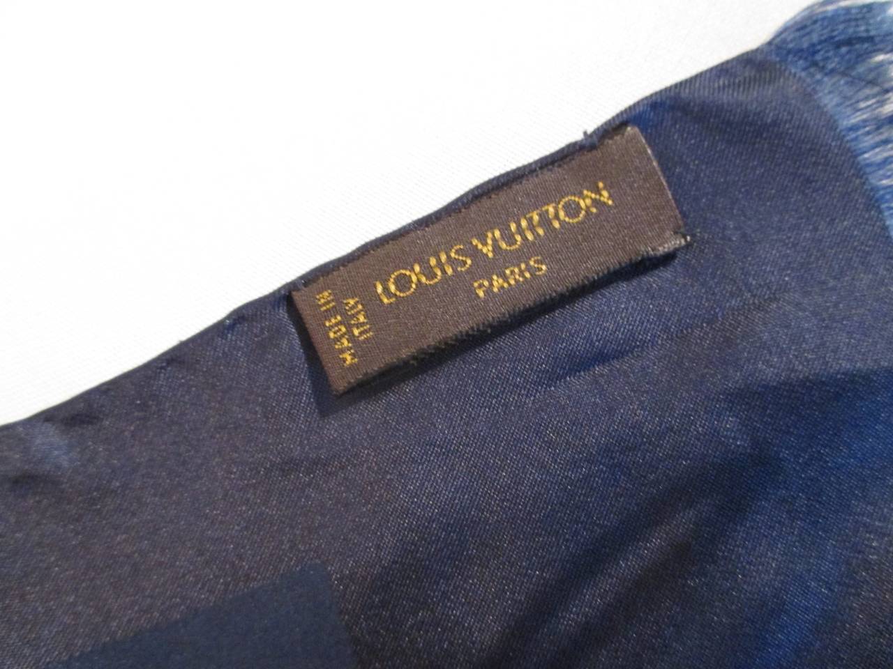 Women's or Men's Louis Vuitton silk blue scarf with original box