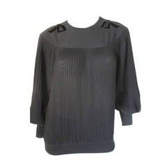 Vintage Valentino black sweater with velvet bow appliques