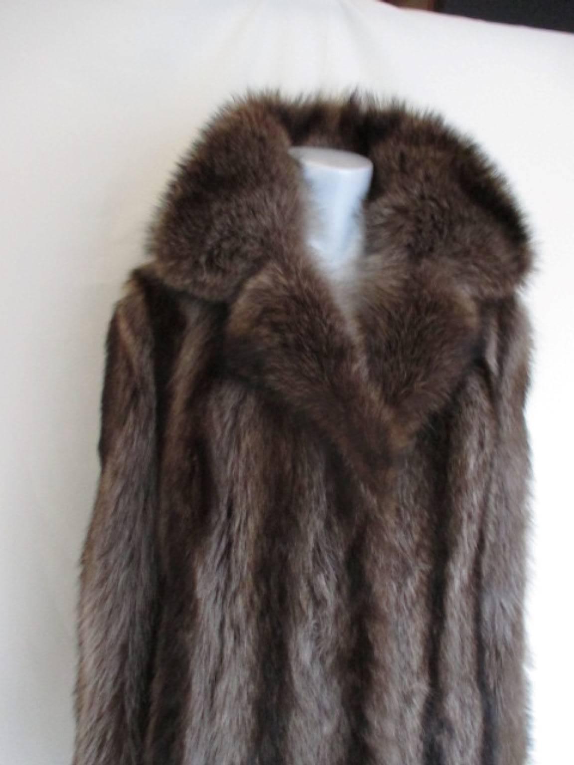 raccoon fur coat In Excellent Condition In Amsterdam, NL