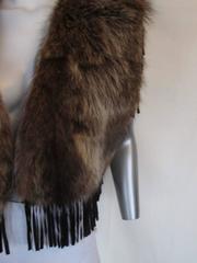 sleeveles trendy raccoon fur vest