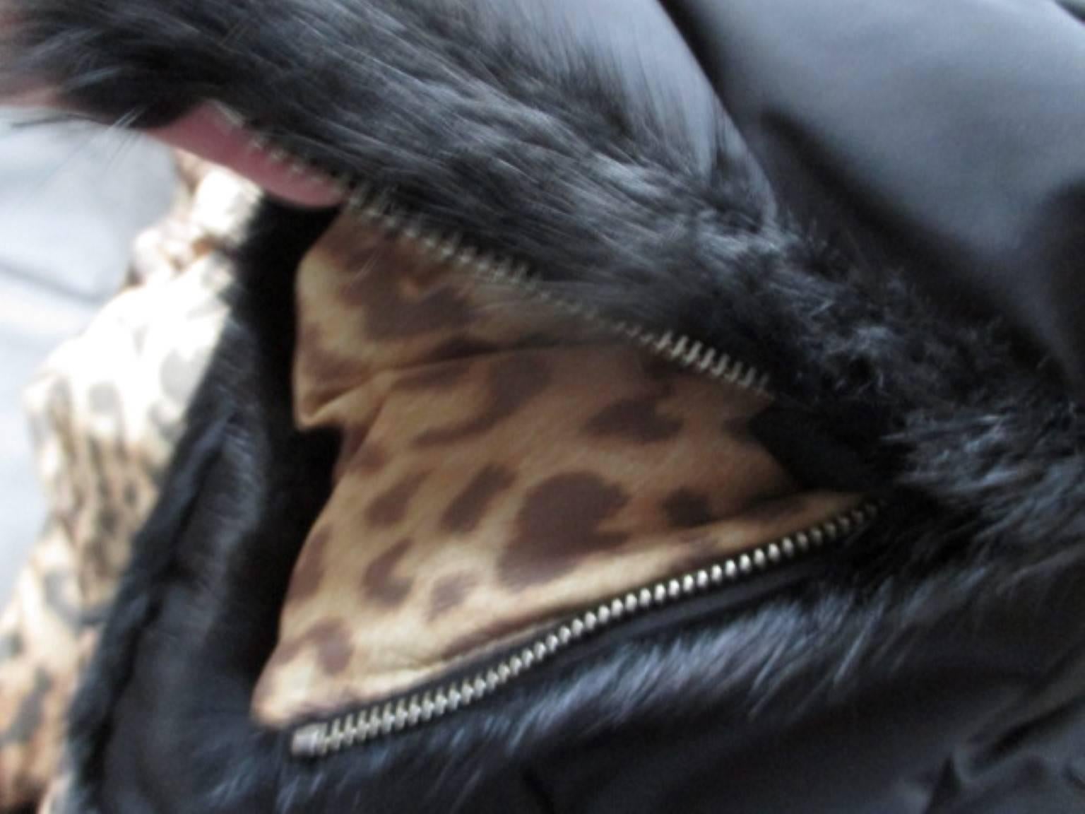 Black Mink Fur Trimmed SKI Jacket Small For Sale 3