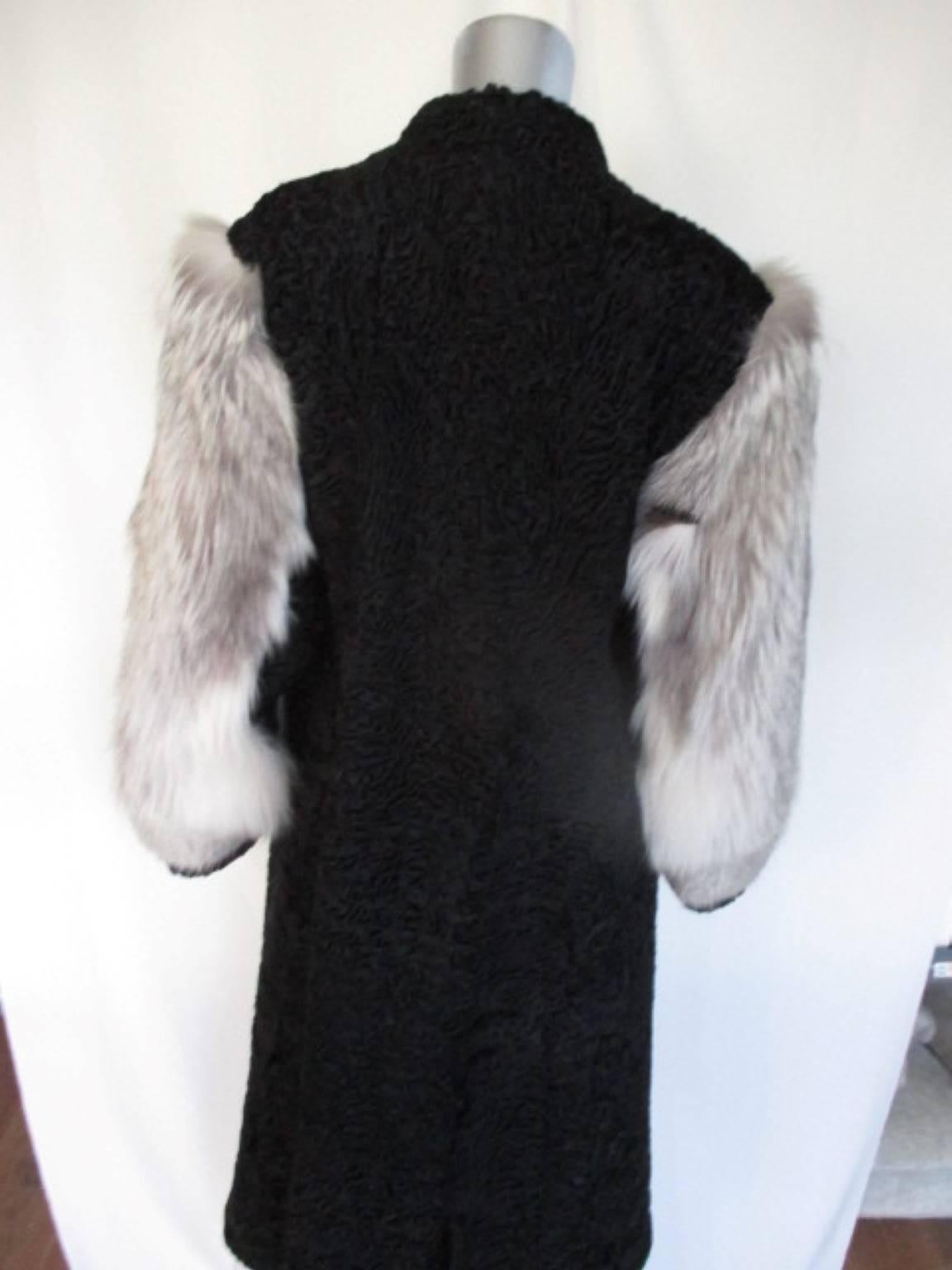 Black Astrakhan/Persian Lamb with Fox Fur sleeves In Good Condition In Amsterdam, NL