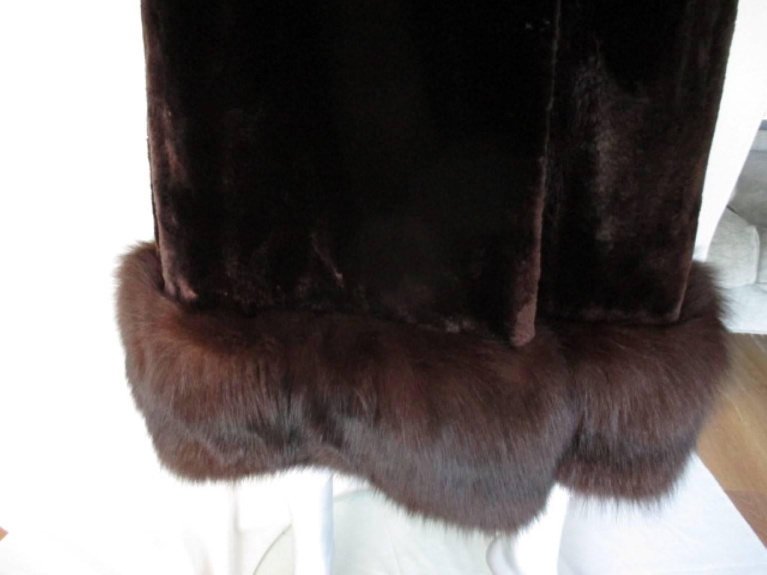 Women's Elegant brown beaver fur coat with fox trim