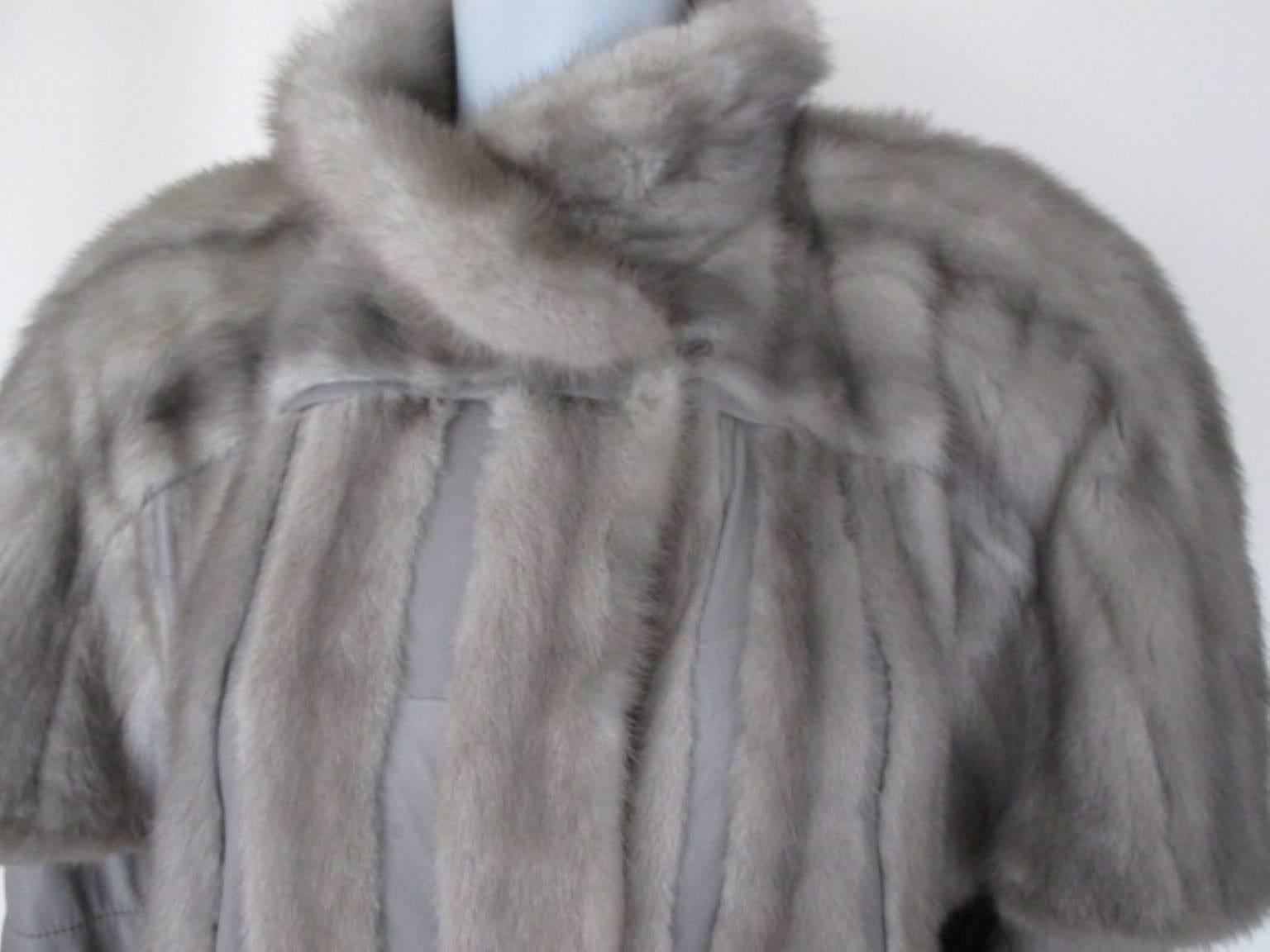 Sapphire Mink Fur and Leather Coat In Good Condition For Sale In Amsterdam, NL