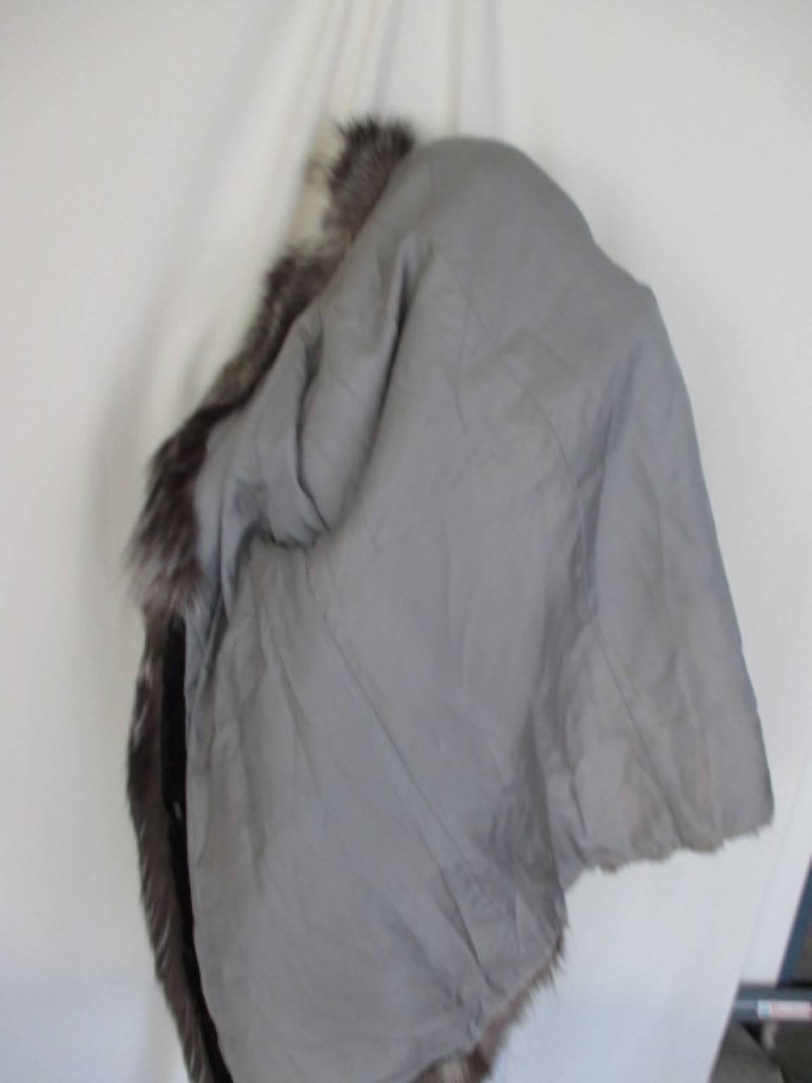 beautiful soft silver fox fur coat In Excellent Condition In Amsterdam, NL