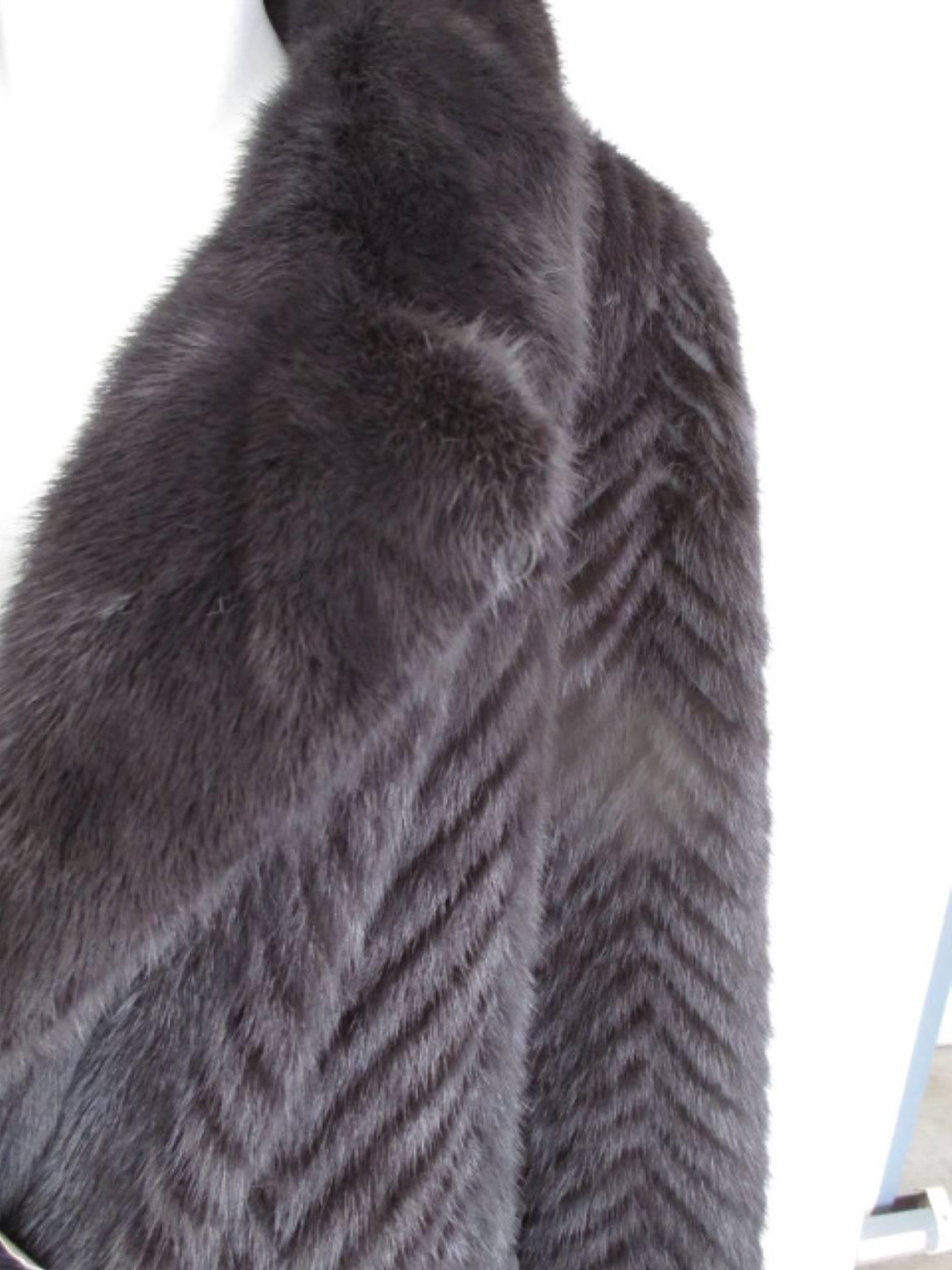 Reversible Long Mink Silk Fur Coat In Good Condition For Sale In Amsterdam, NL