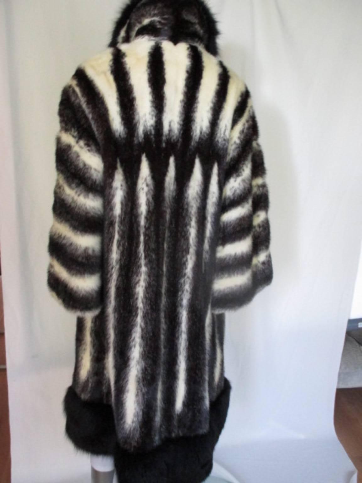 Extravagant black cross mink / black fox fur opera coat In Fair Condition In Amsterdam, NL