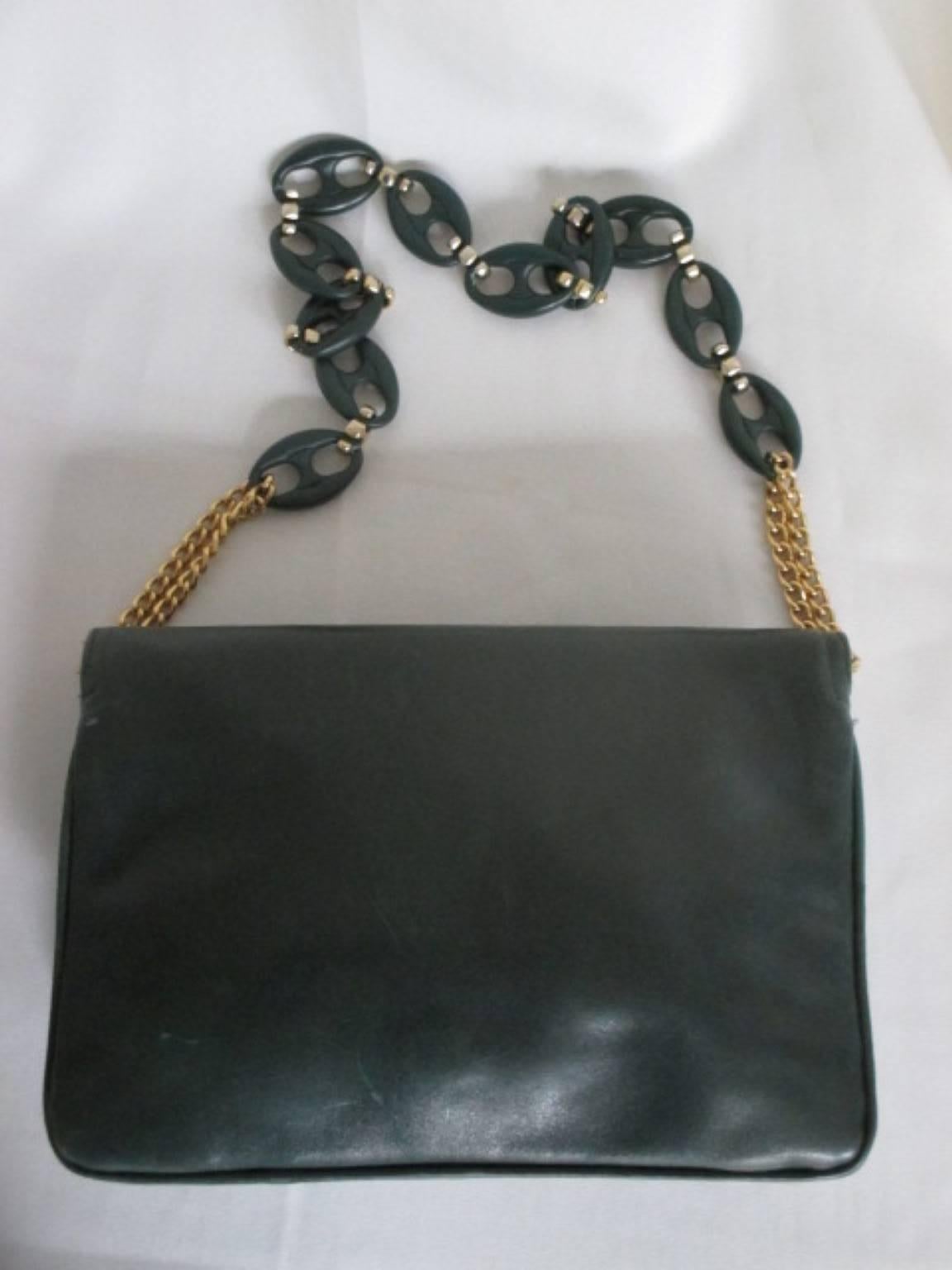 rara bandolera vintage de cuero verde estilo constance en venta 2