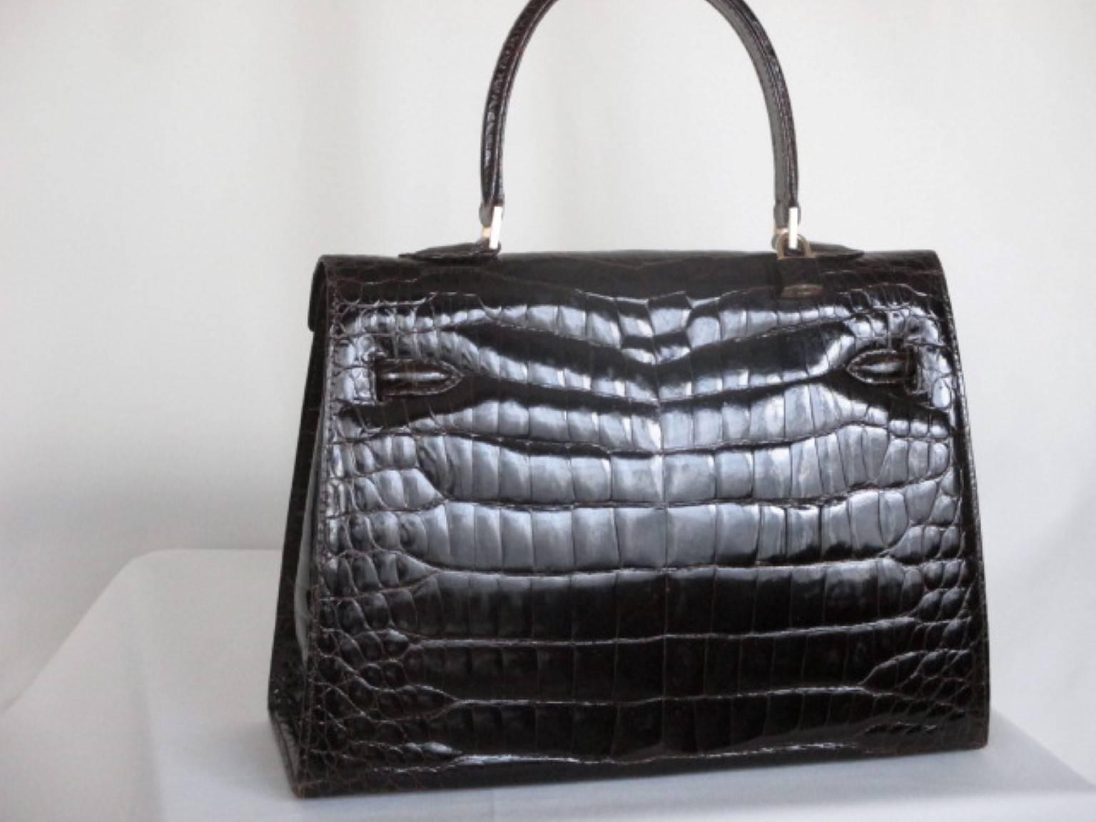 Black Vintage Dark Brown Croco Leather Handle Bag For Sale